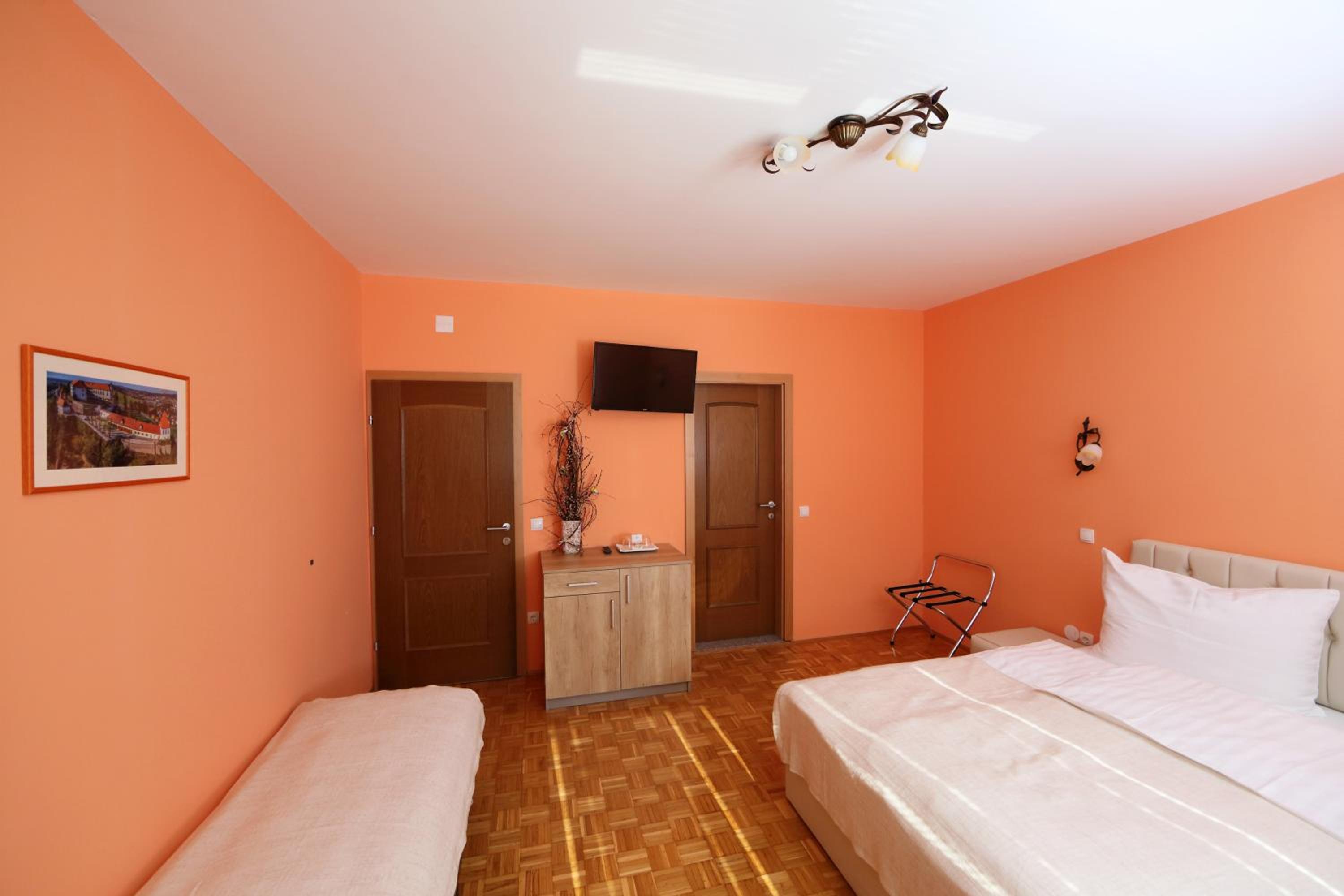 Deluxe Double Room - Photo 4