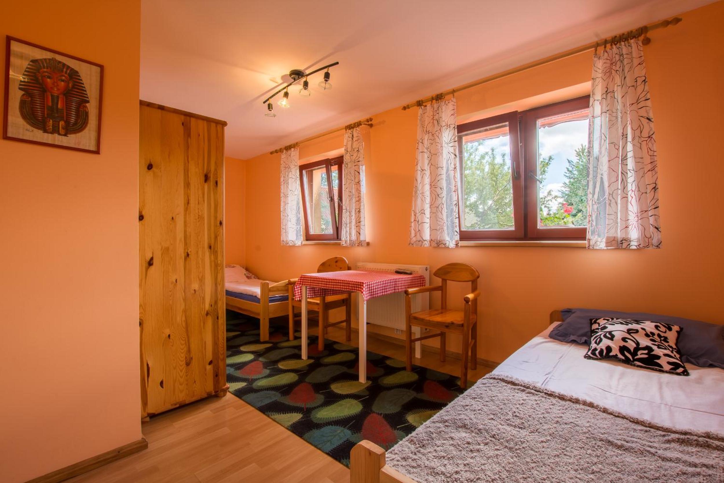 Quadruple Room with Garden View - Photo 4