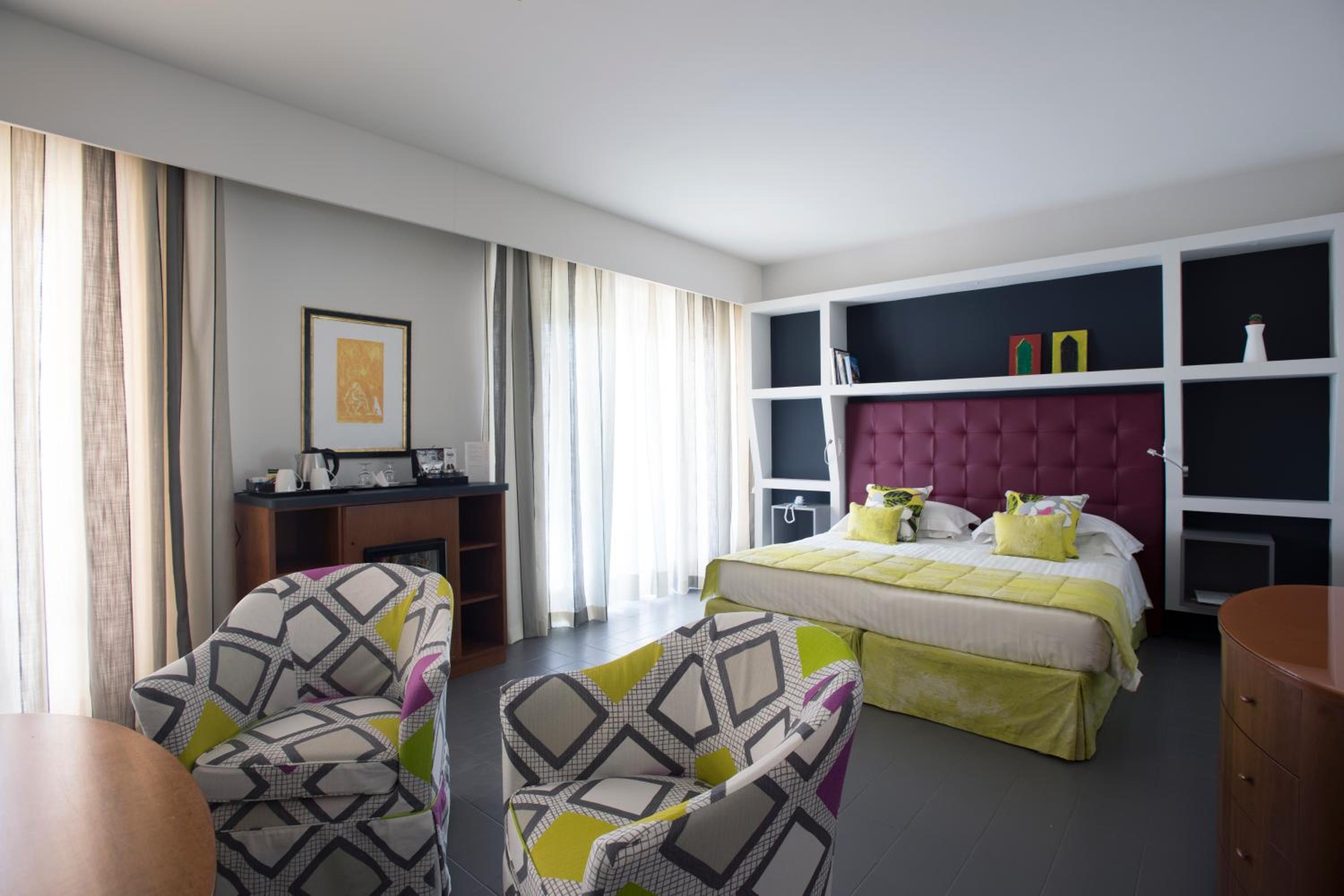 Deluxe Junior Suite photo 1