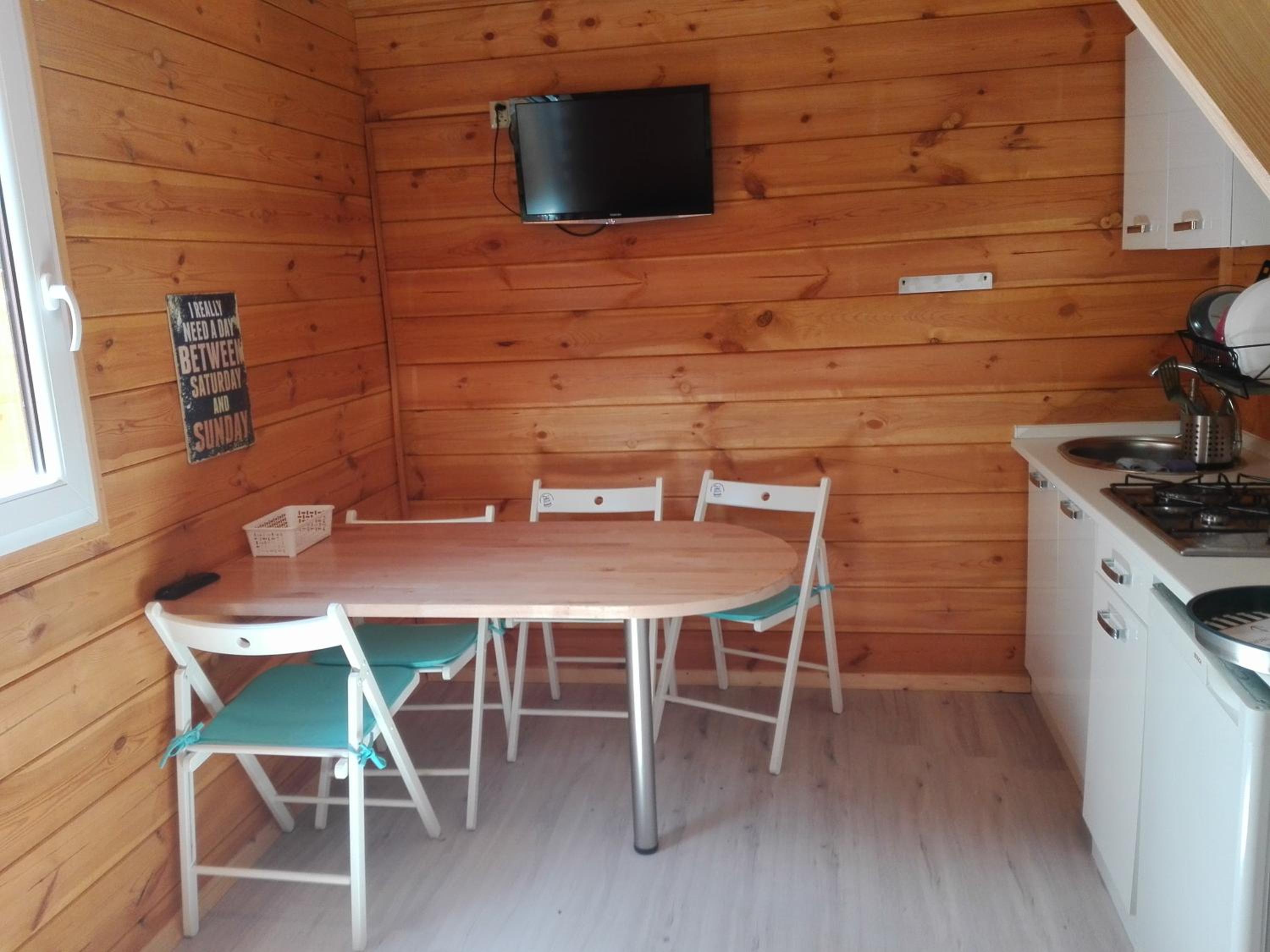 One-Bedroom House - Photo 23