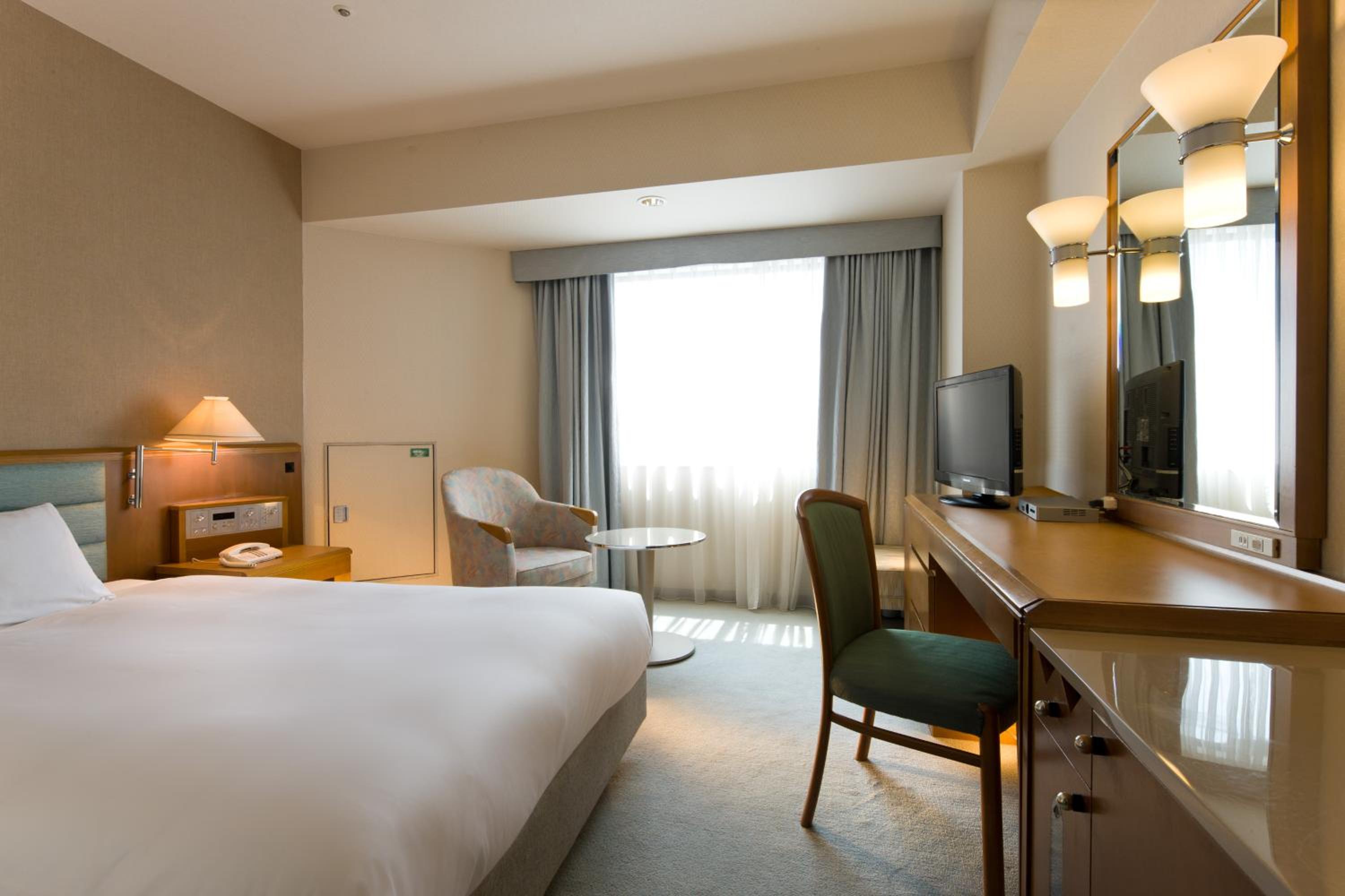 Double Room with Small Double Bed - Non-Smoking - Photo 1