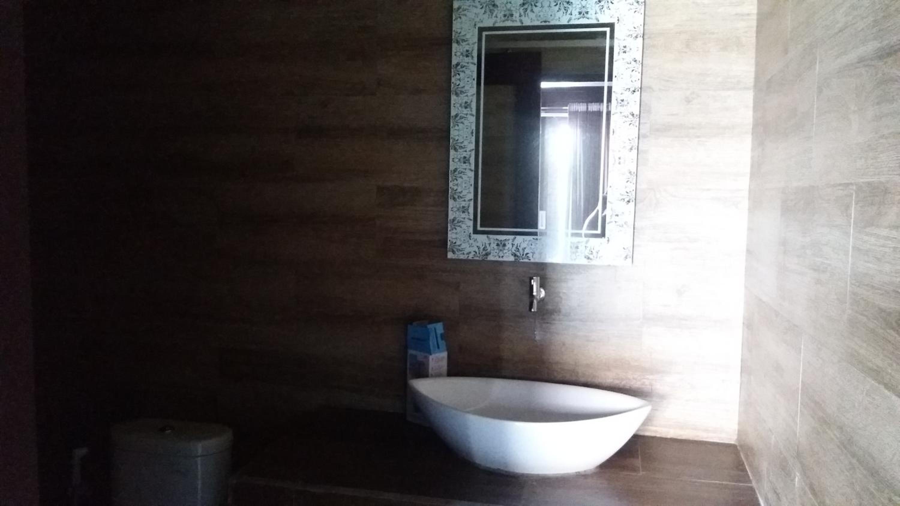 Budget Double Room - Photo 4