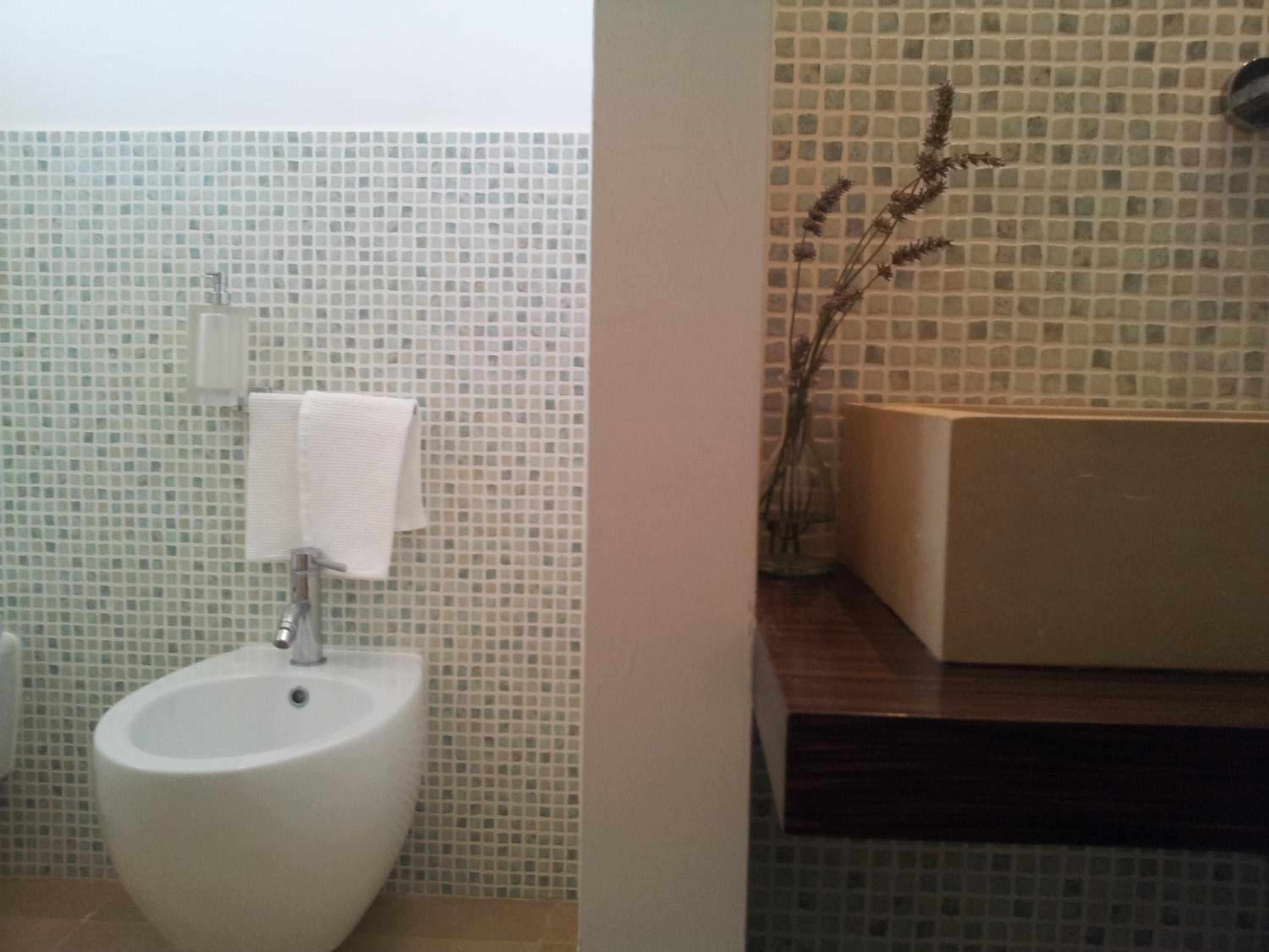 Double or Twin Room with Private External Bathroom photo 3