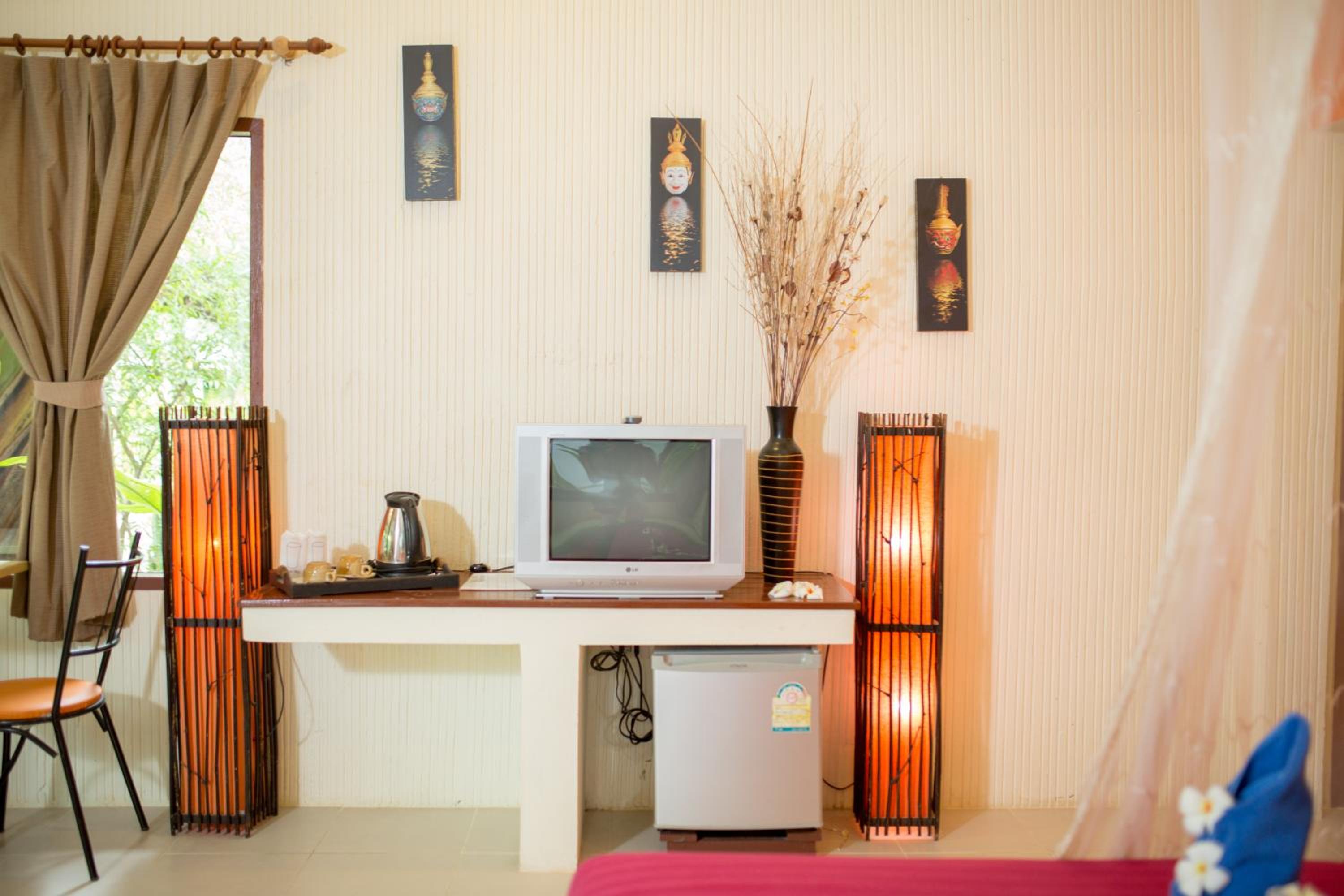 Deluxe Cottage - Photo 12