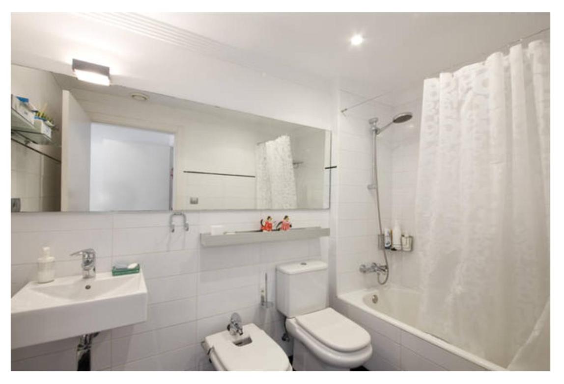 Apartamento con Balcón
