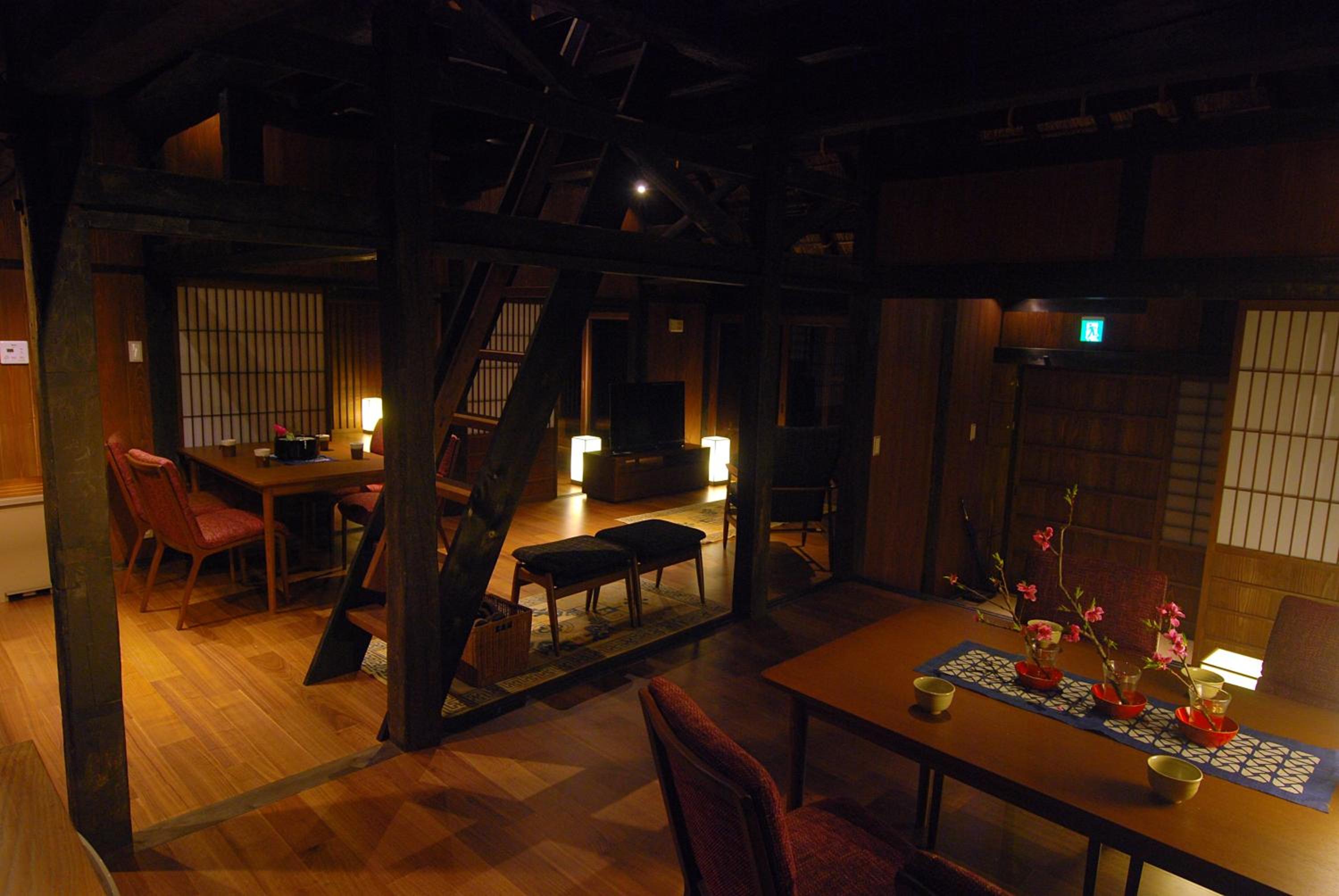 Japanese-Style Townhouse 7 photo 3