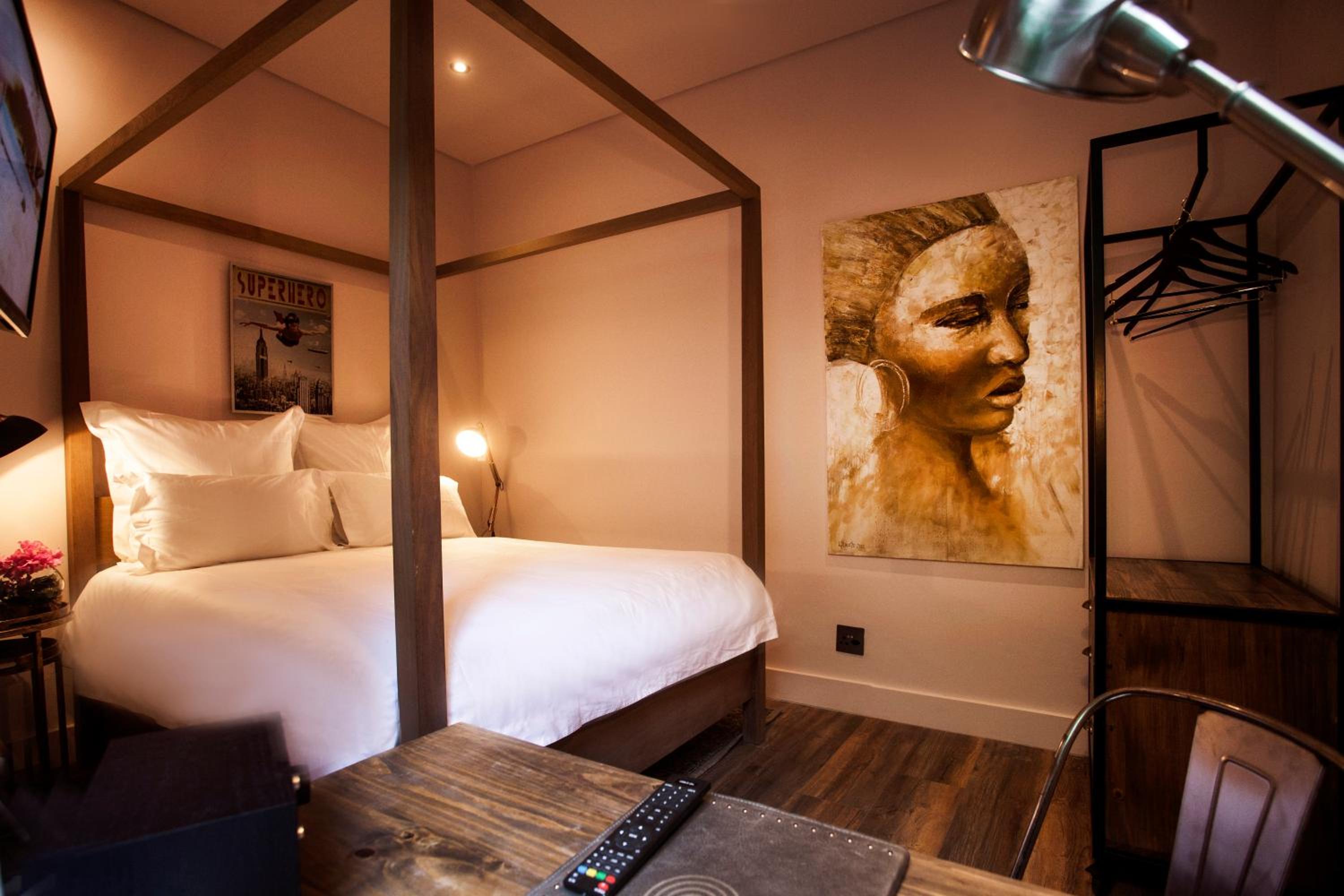 Standard Queen Room photo 1