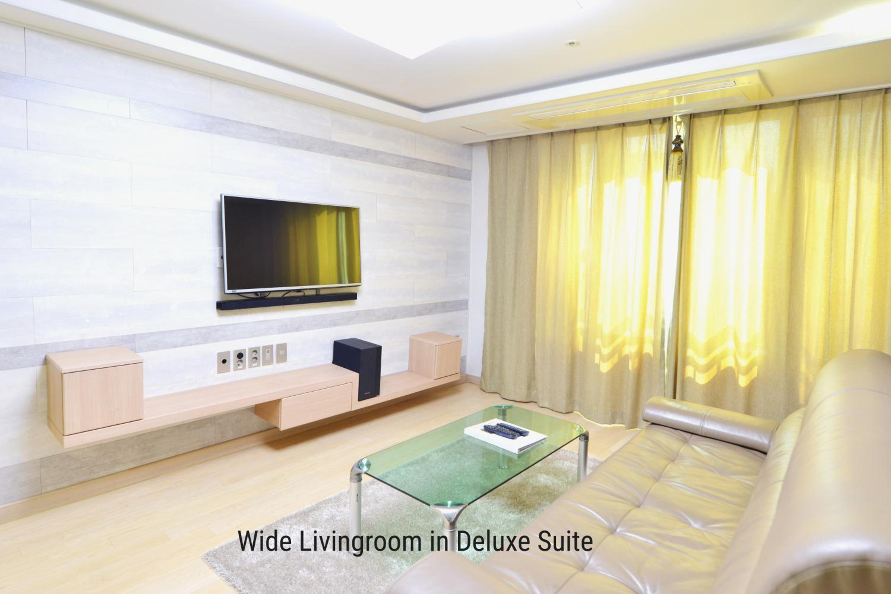 One-Bedroom Suite