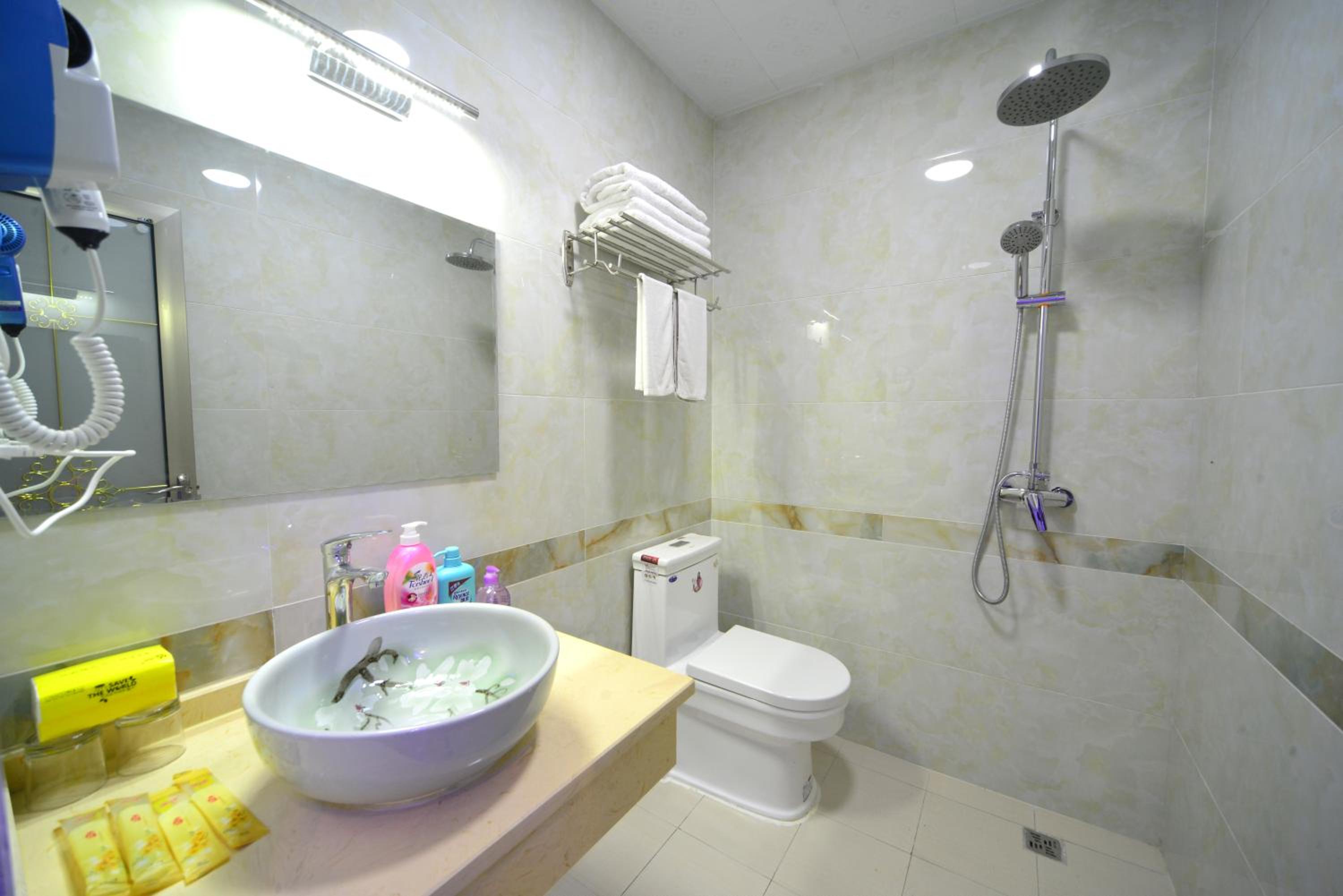 Double Room - Photo 3