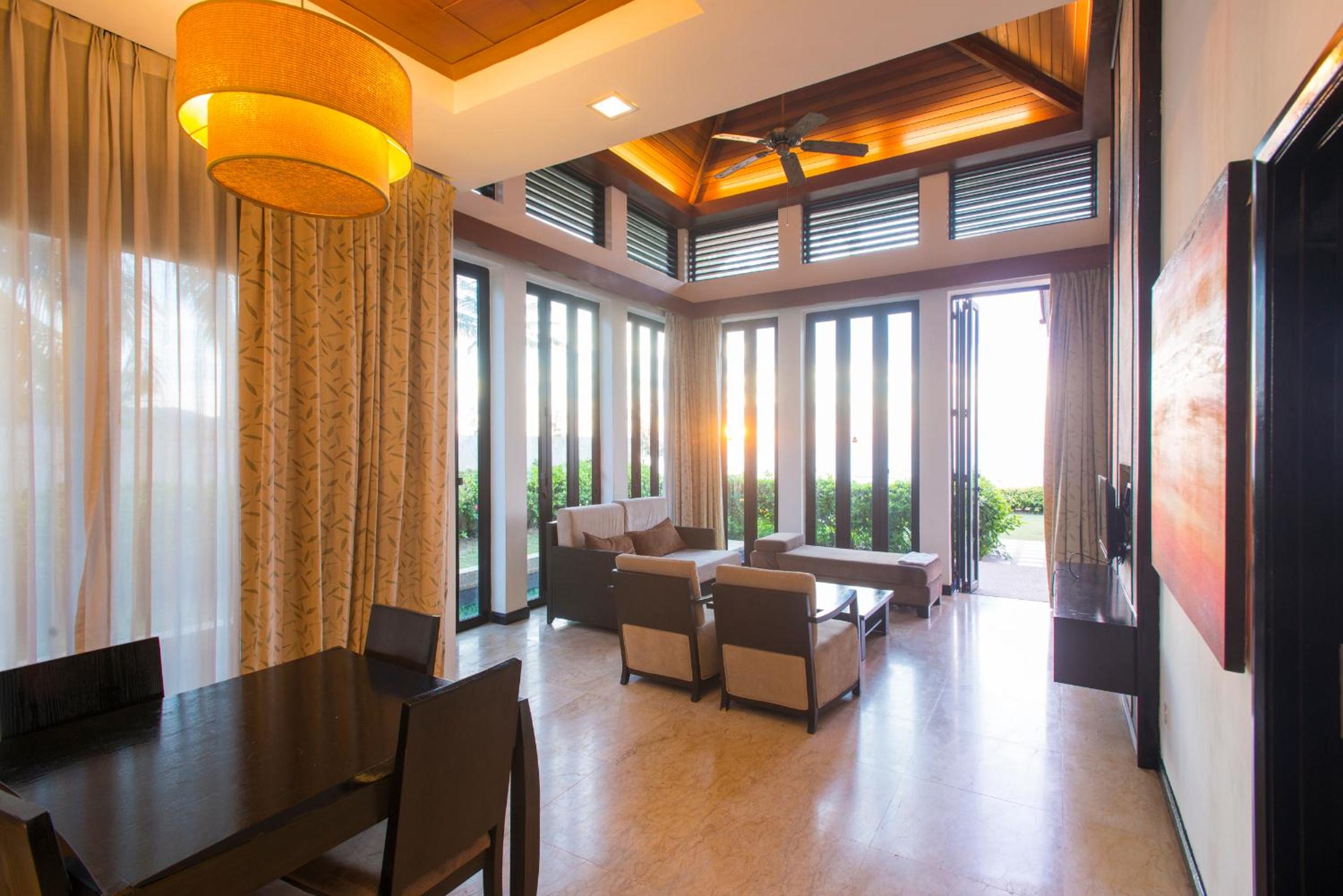 Two-Bedroom Villa Beach Front - Photo 28