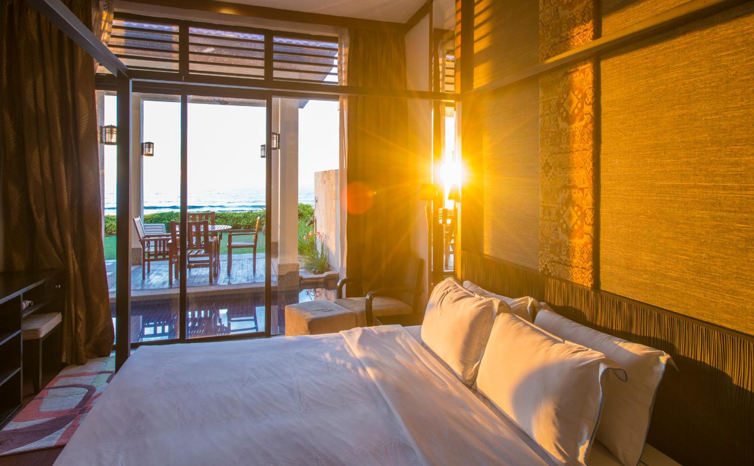 Two-Bedroom Villa Beach Front - Photo 24