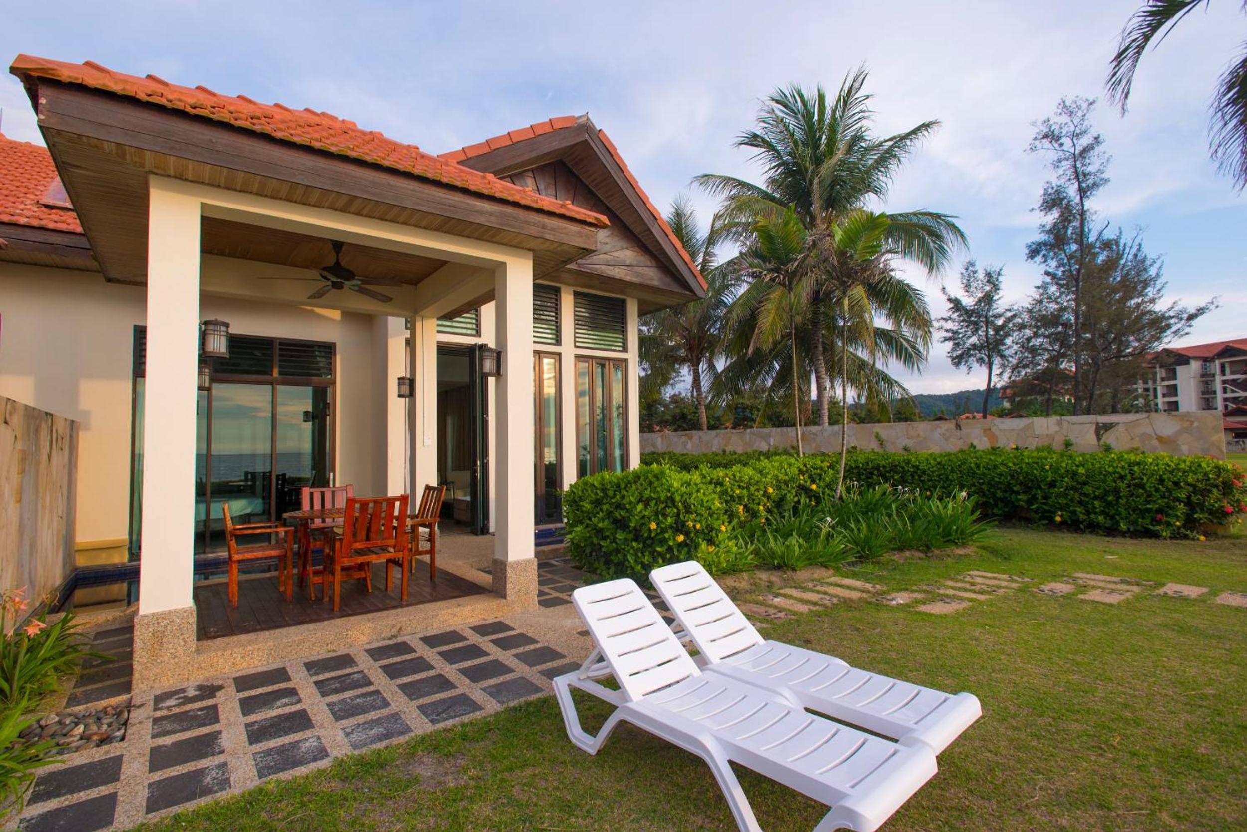 Two-Bedroom Villa Beach Front - Photo 23