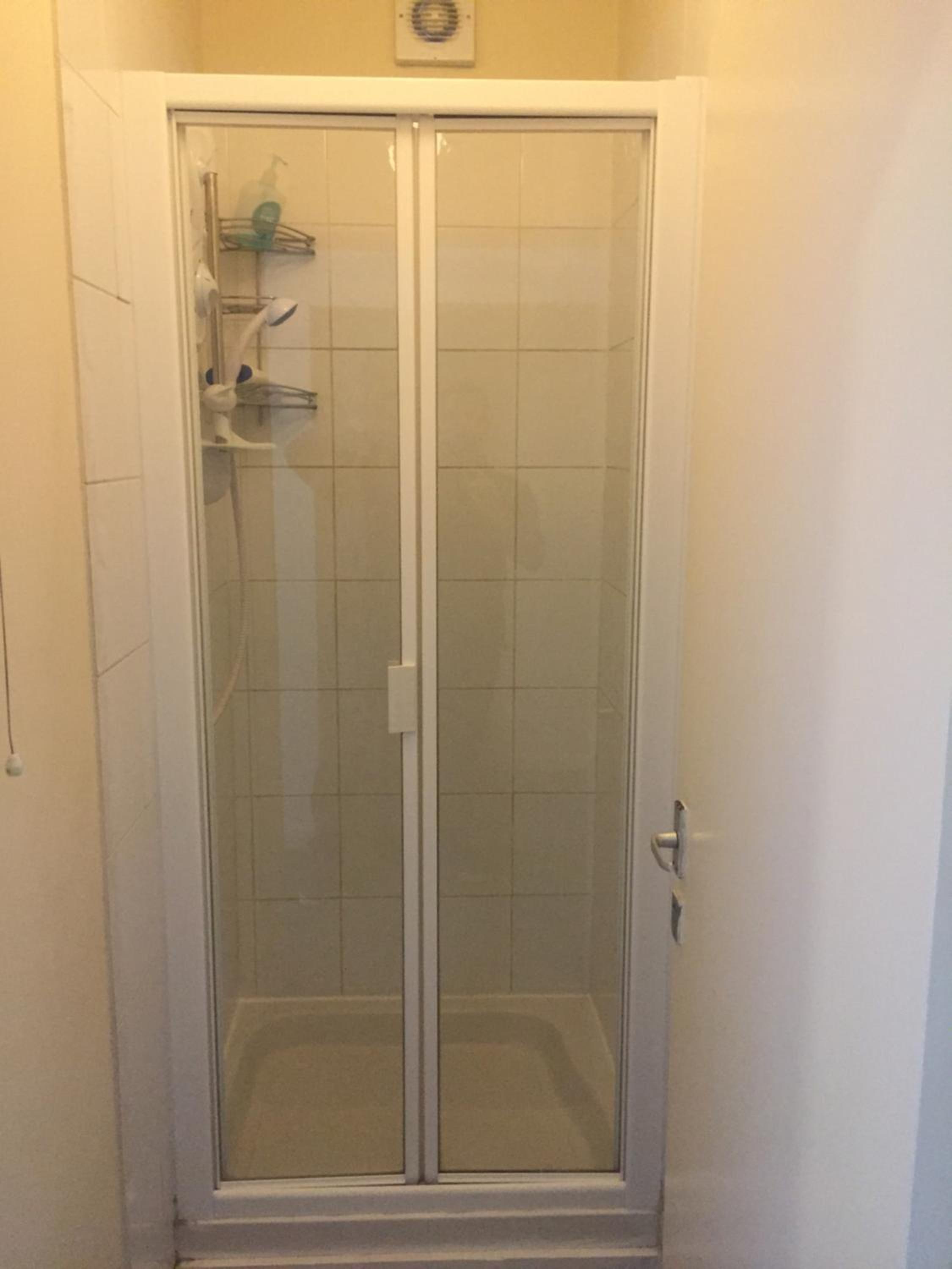 Triple Room with Private Bathroom photo 3