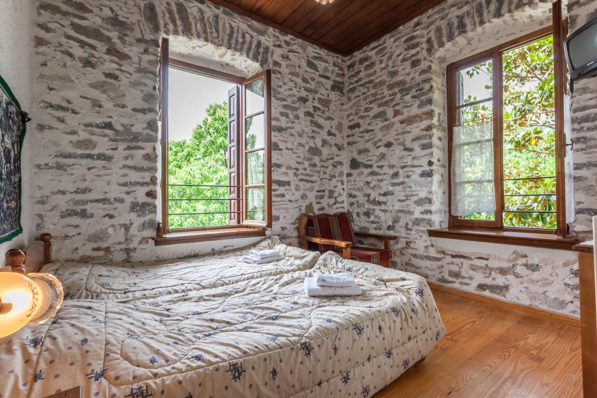 Double Room with View - 2nd Floor photo 3