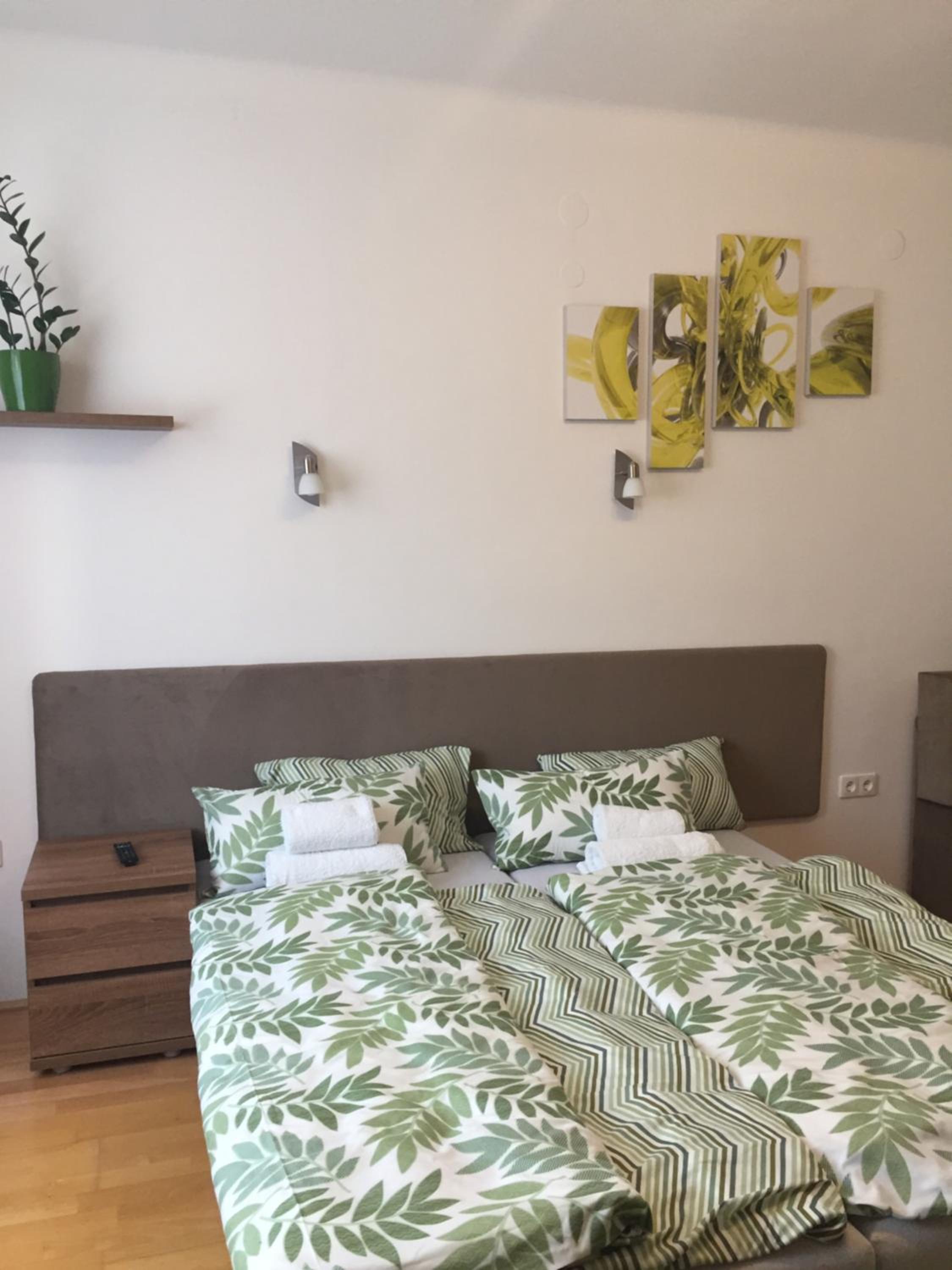 Studio Apartment