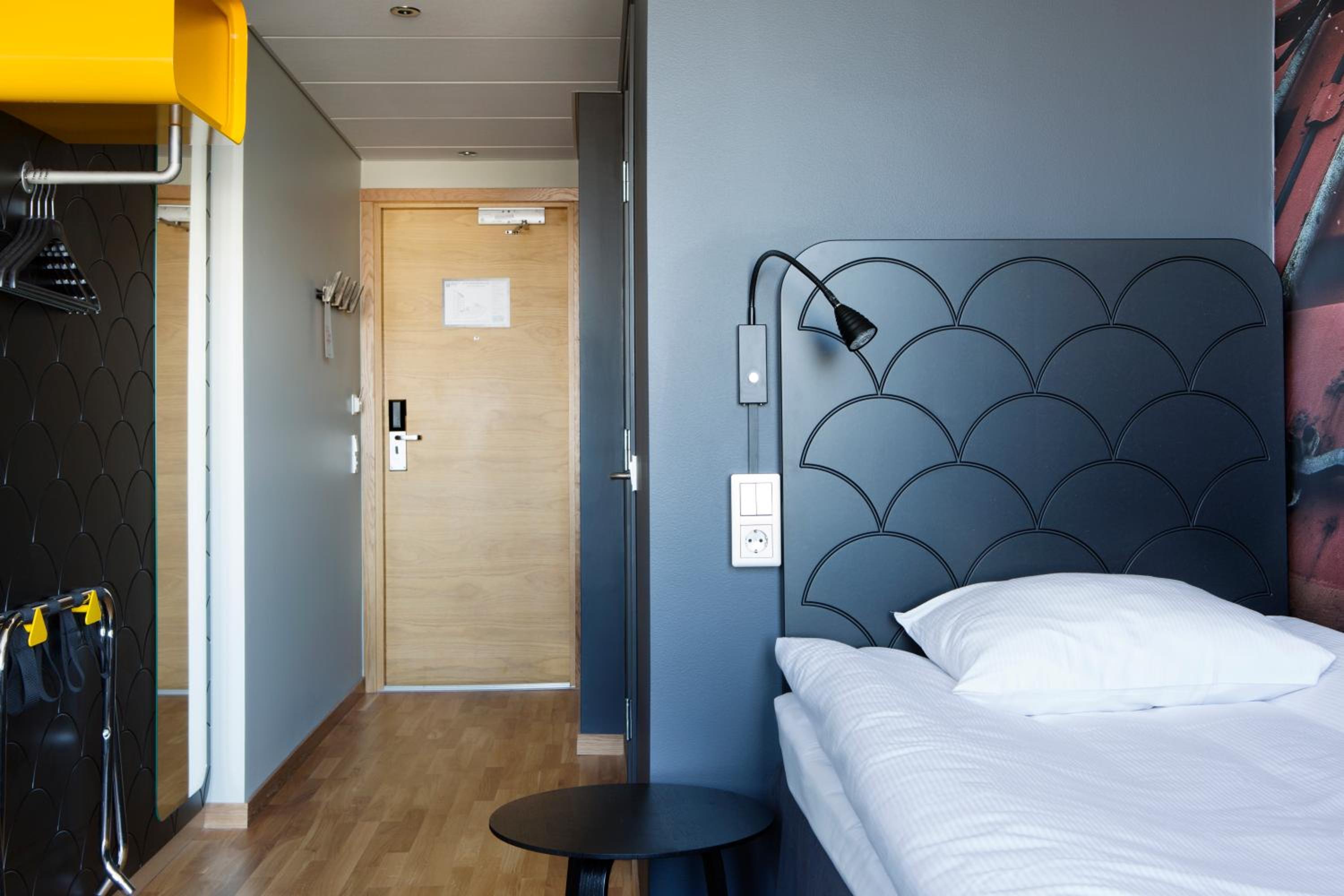Compact Single Room