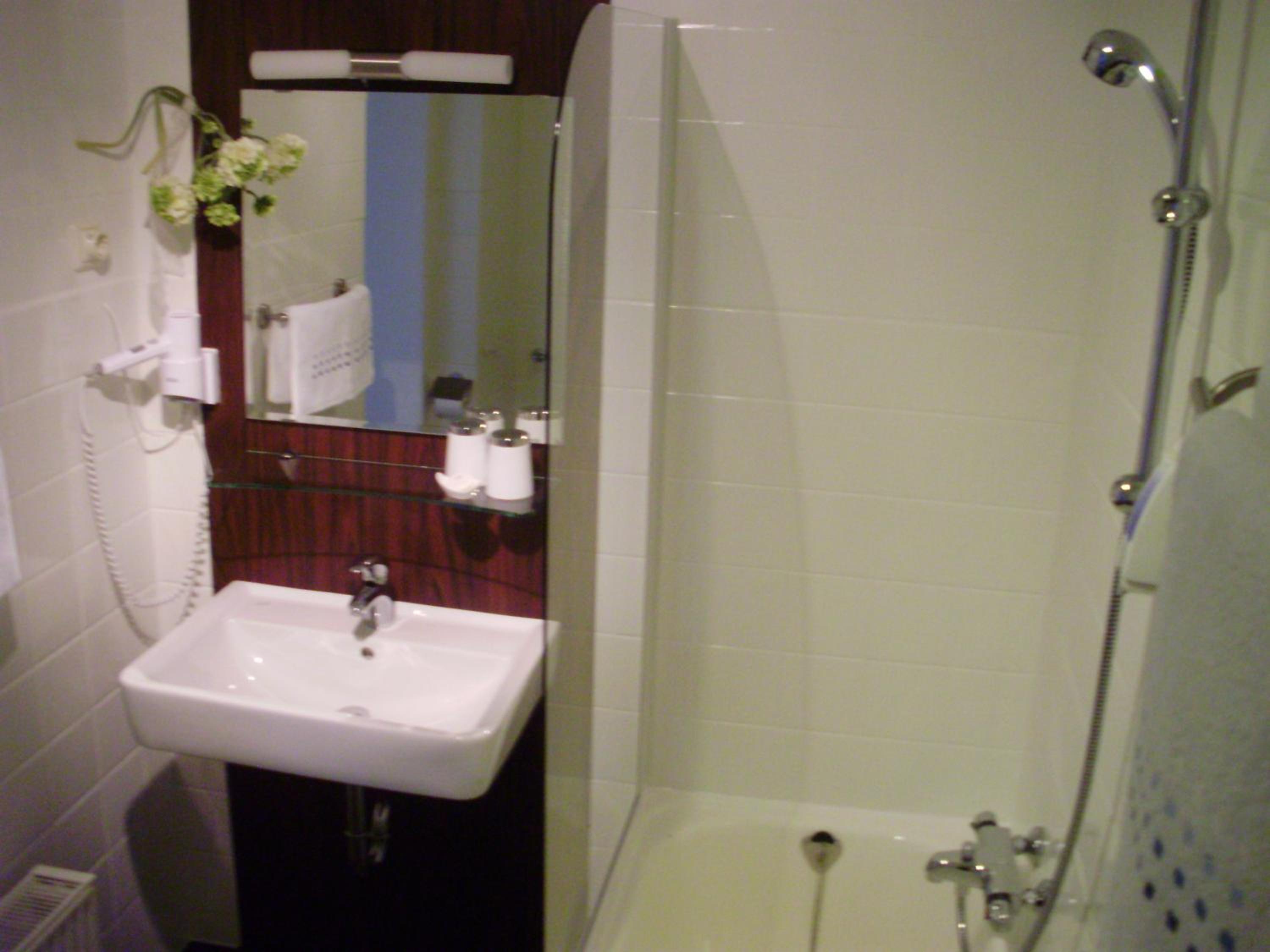 Double Room with Balcony - Photo 20