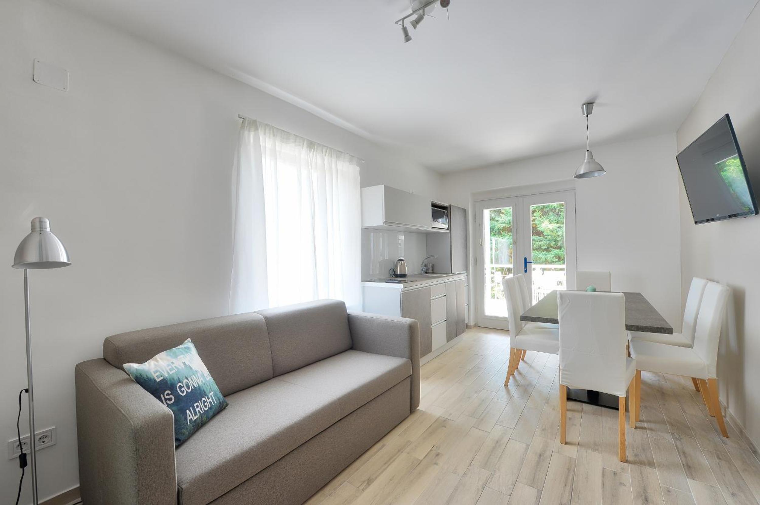 Premium Two-Bedroom Apartment with Balcony photo 1