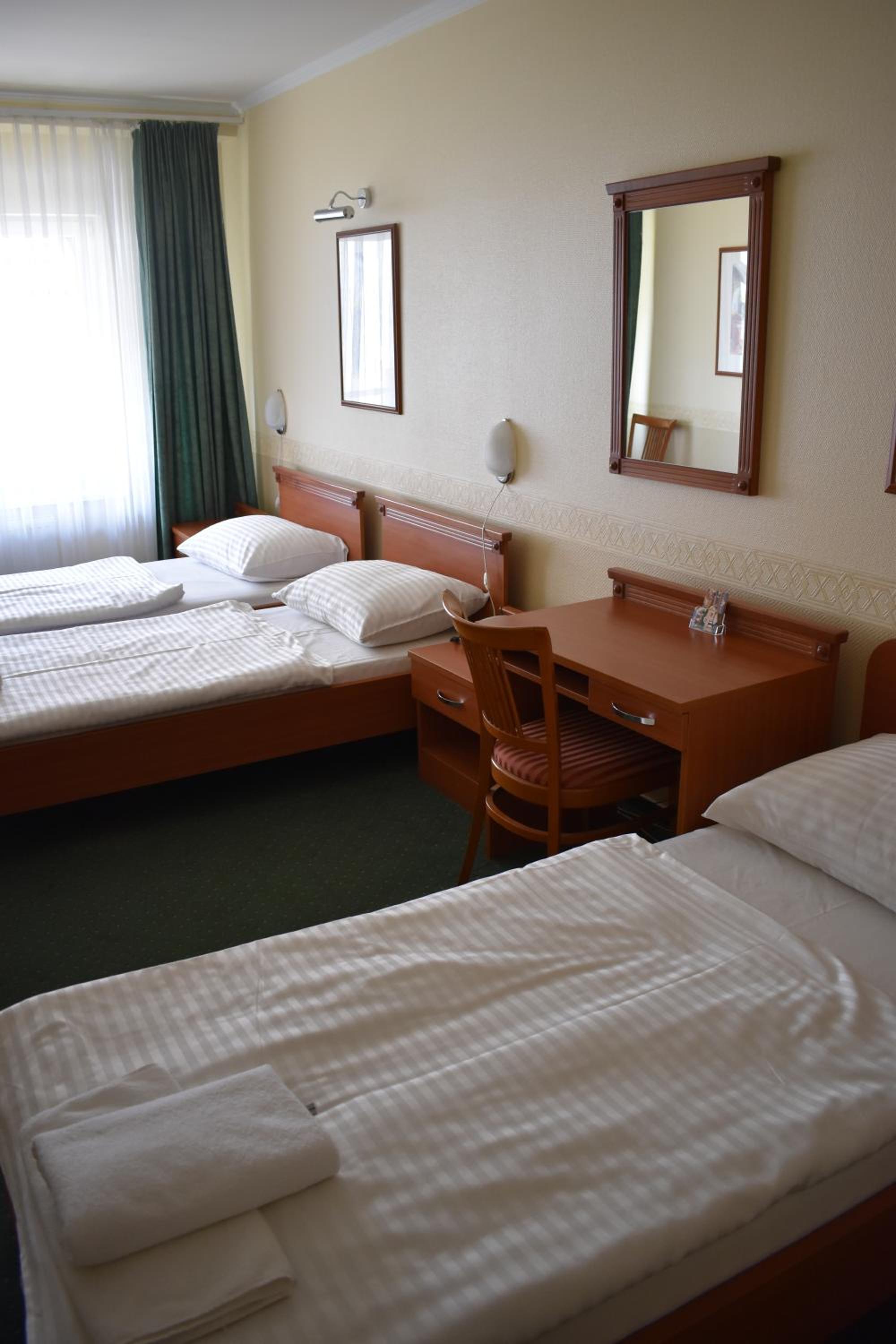 Budget Triple Room photo 1