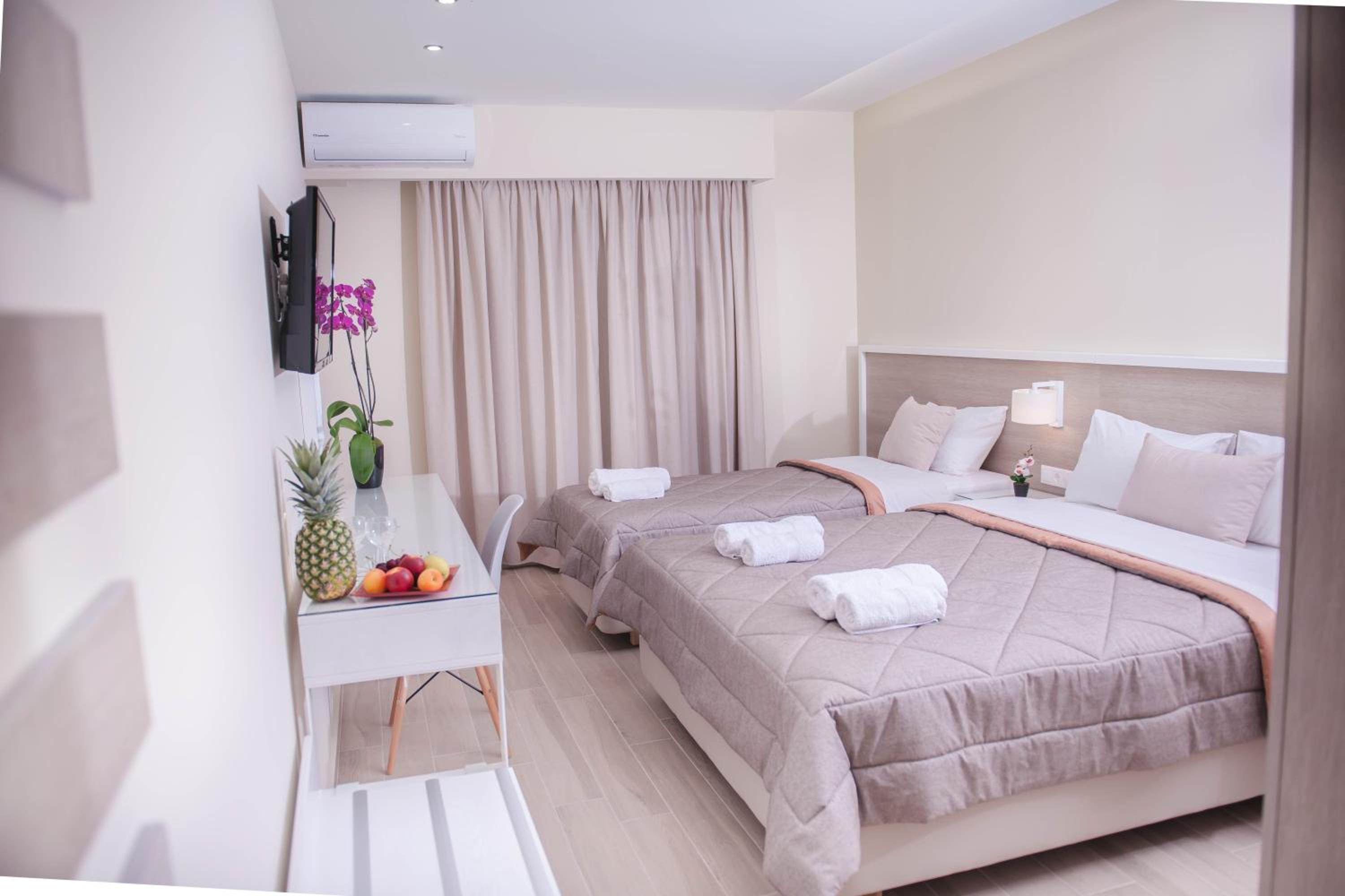 Superior Triple Room photo 1