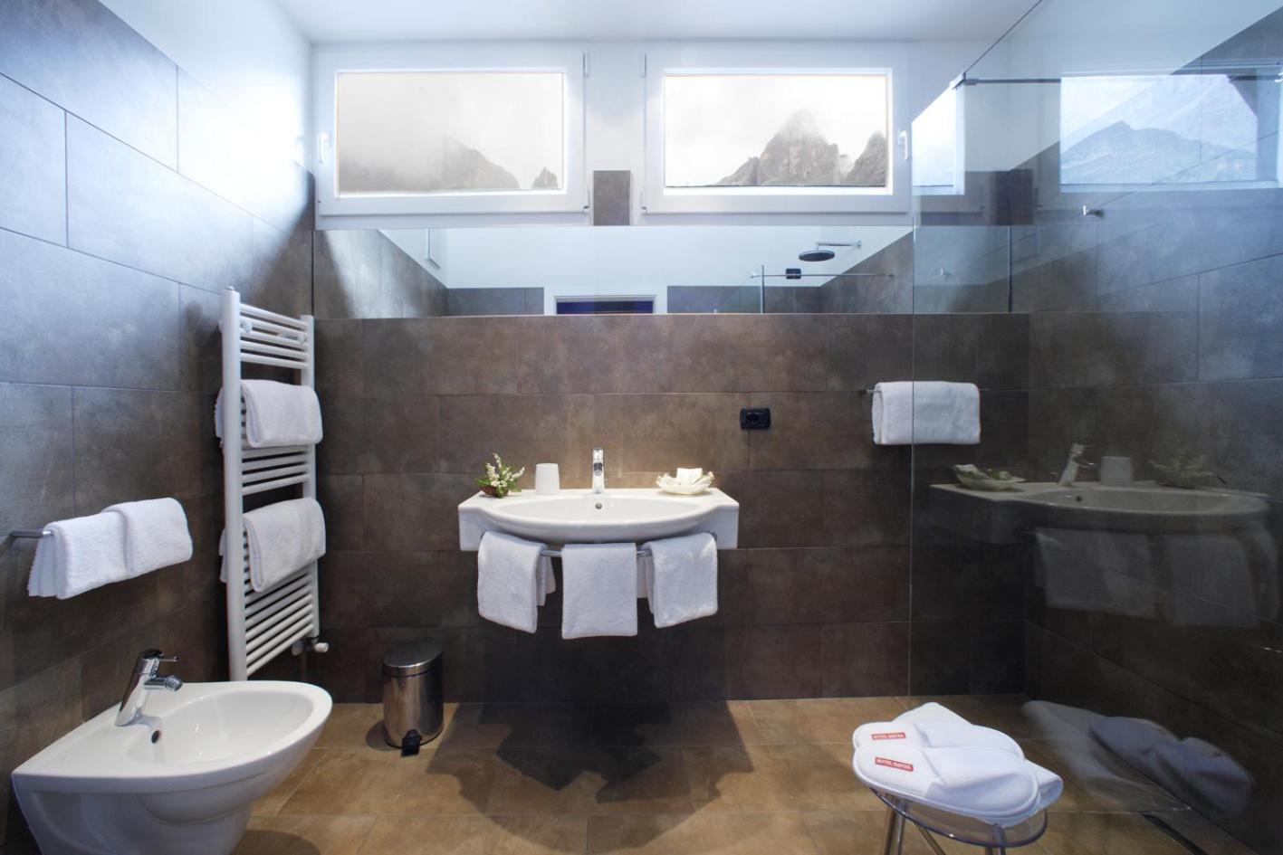 Suite - Photo 4