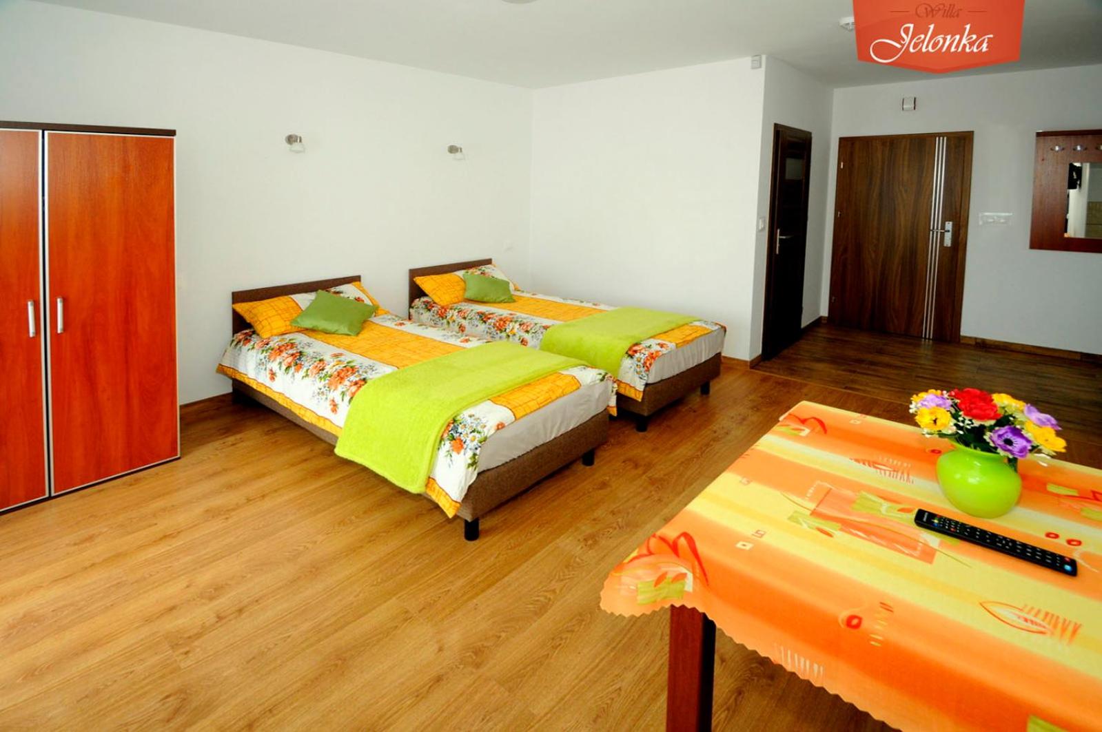 Triple Room with Bathroom photo 2