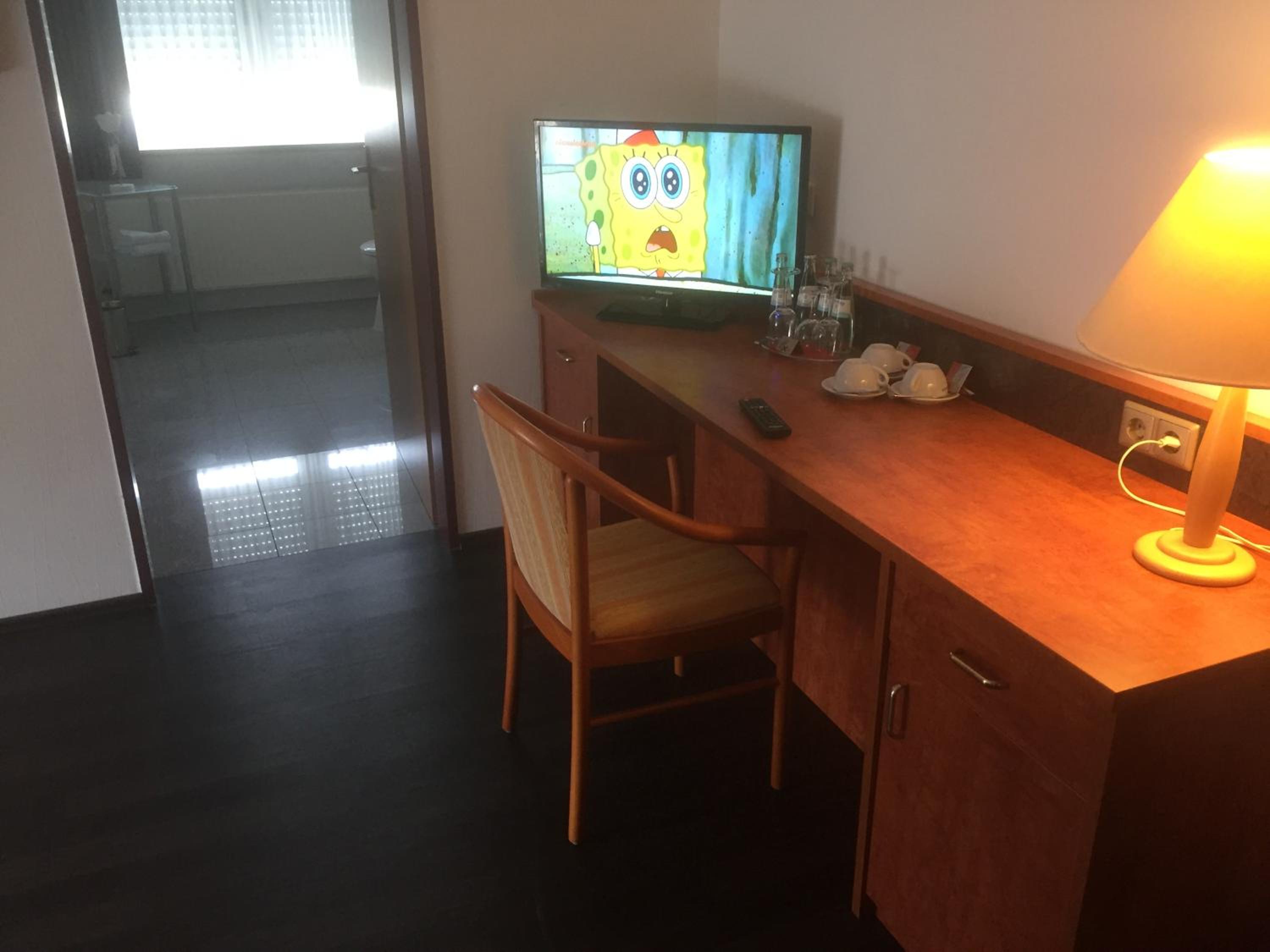 Family Room (2 Adults + 2 Children) photo 2