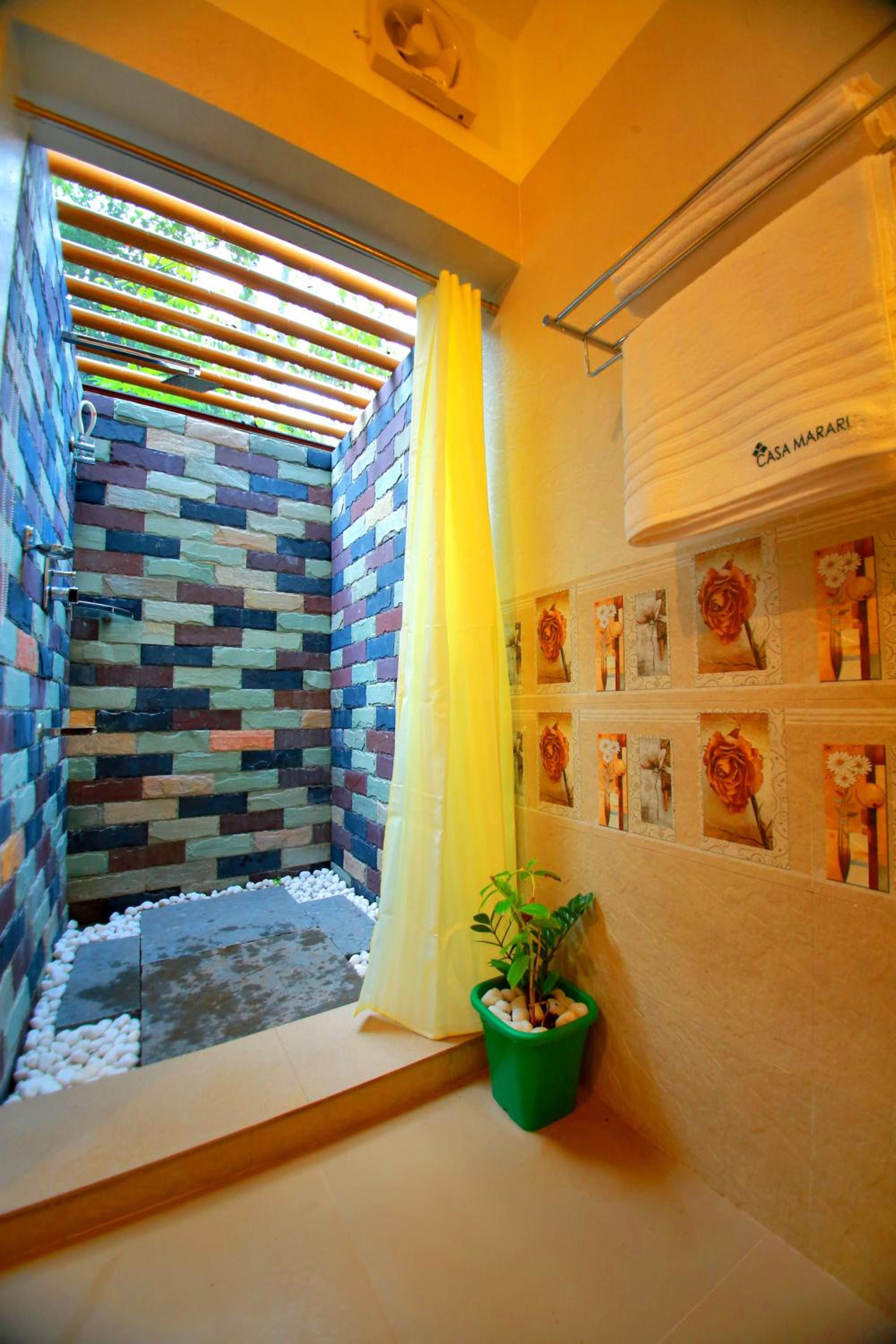Large Double Room photo 3