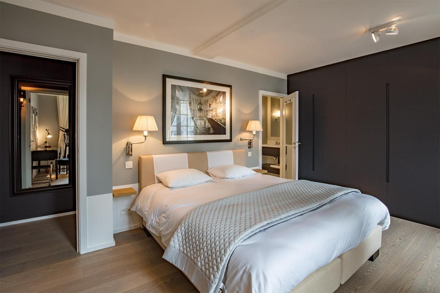 Deluxe Suite photo 3