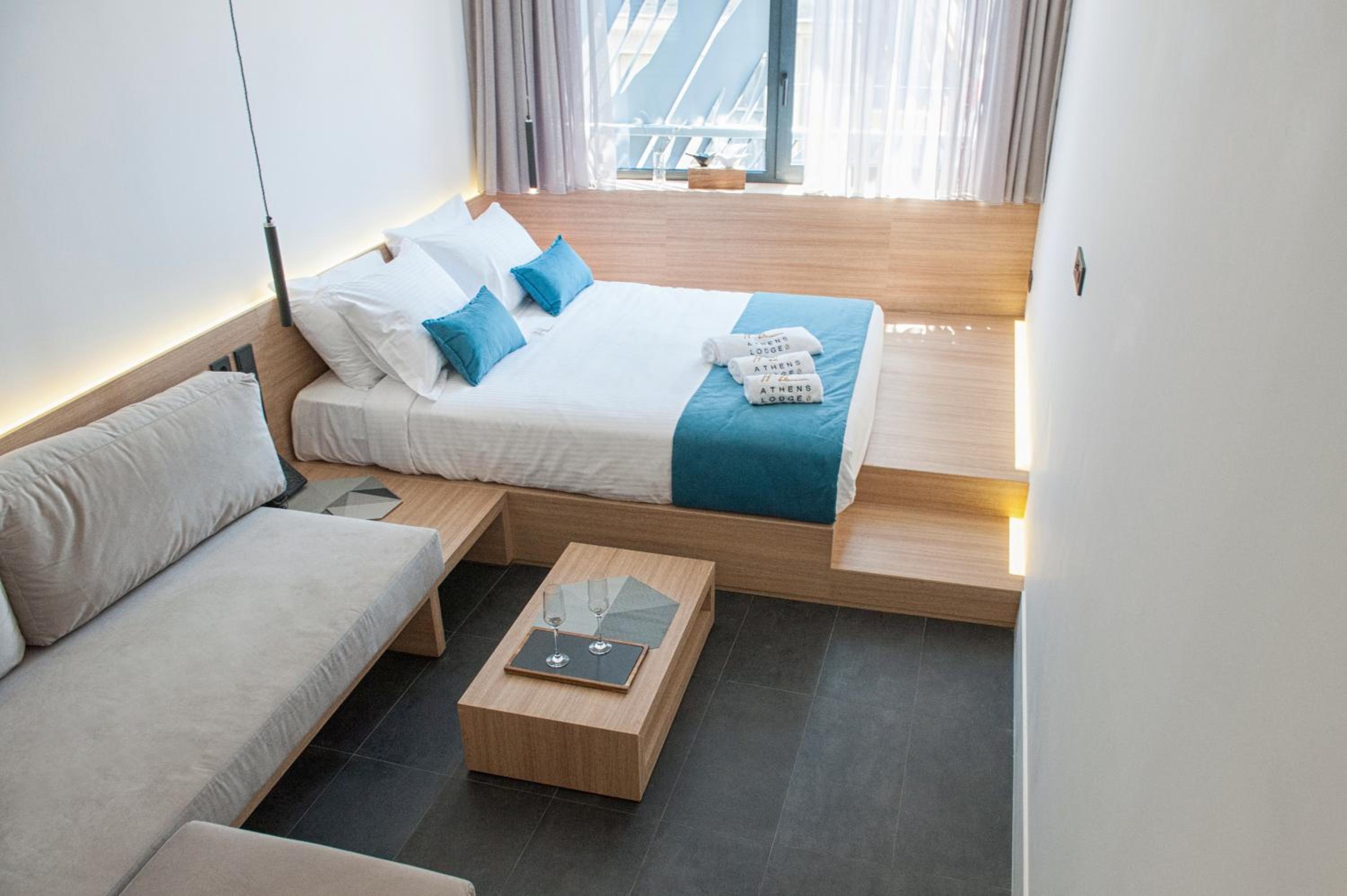 Superior Room Partial Acropolis View photo 2