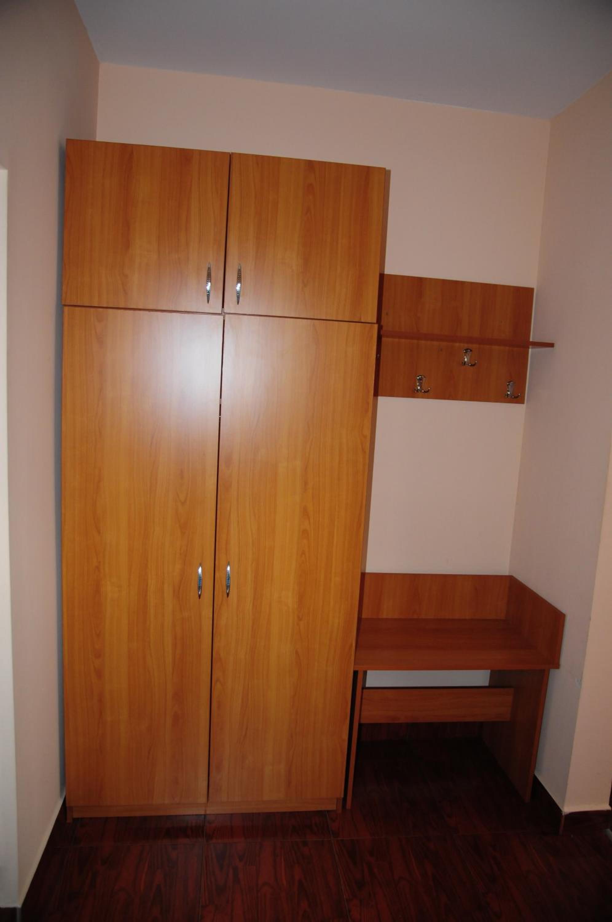 Twin Room - Photo 11