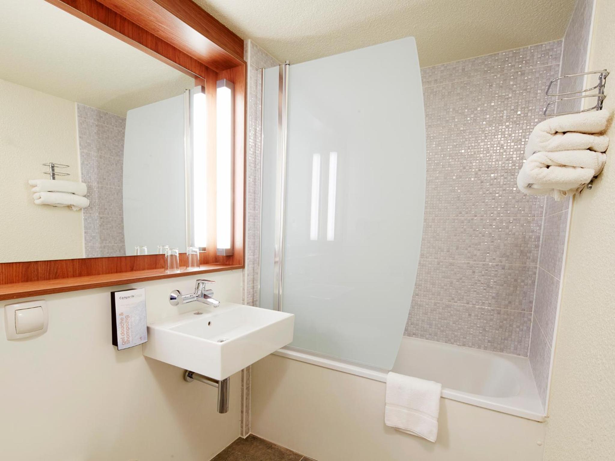 Double Room thumbnail 6