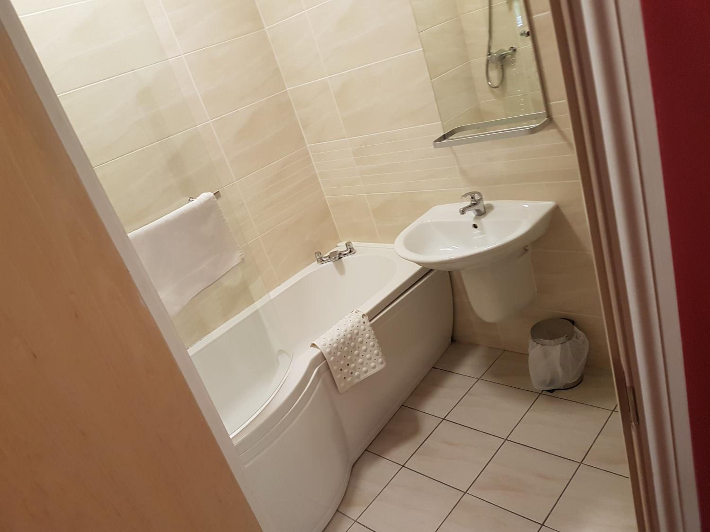Deluxe King Room photo 3