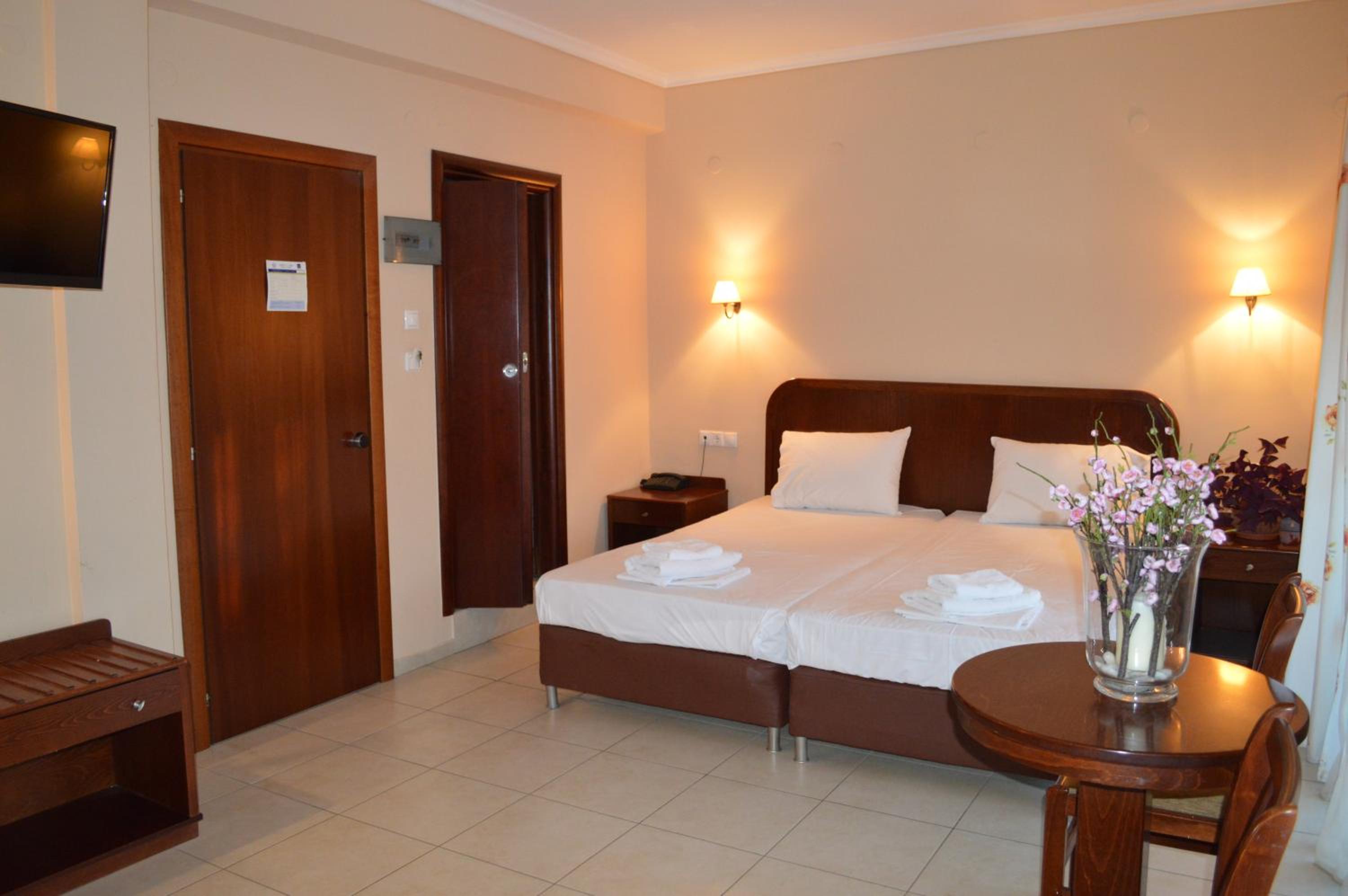 Triple Room photo 2