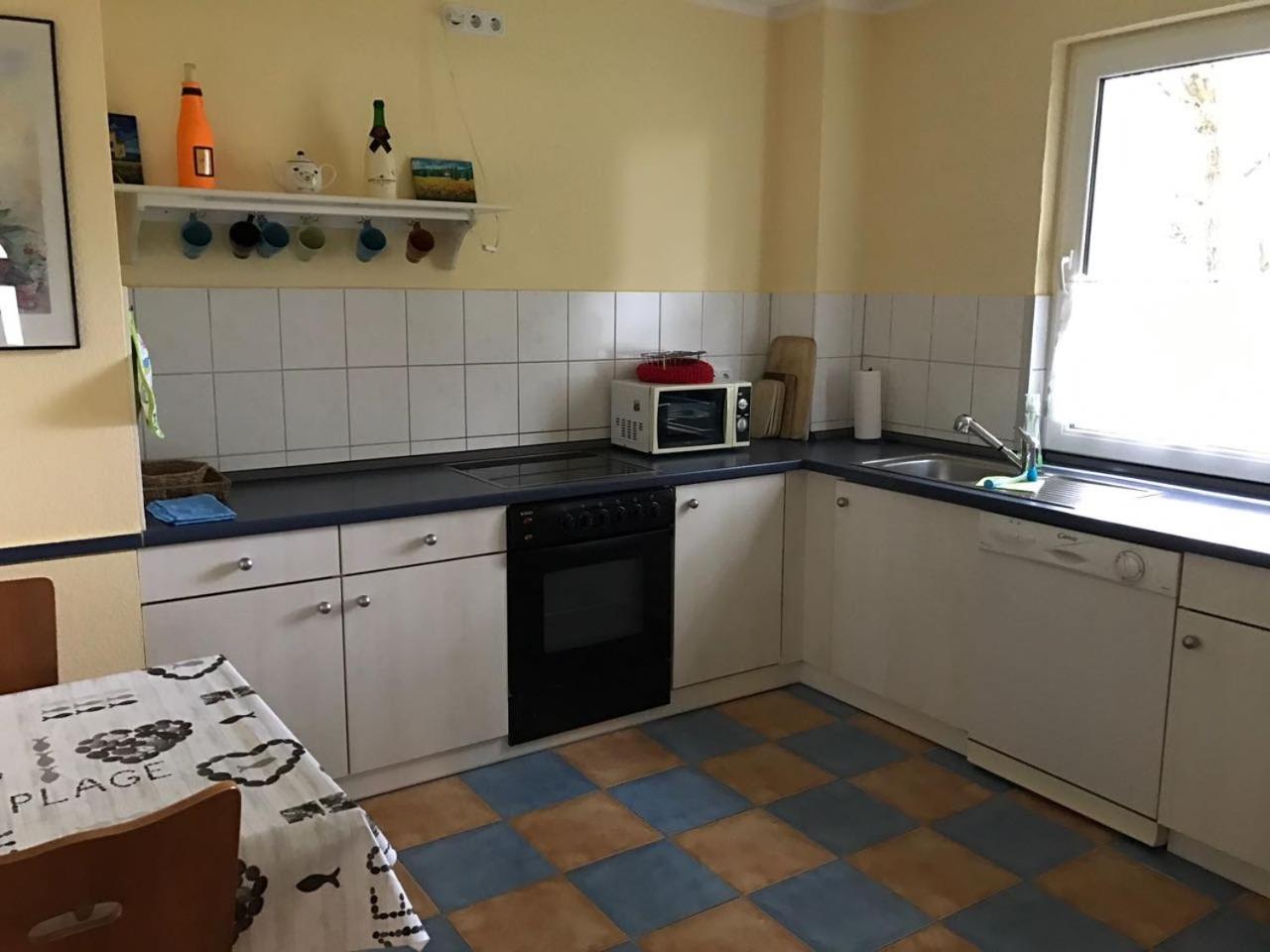 Three-Bedroom House photo 3
