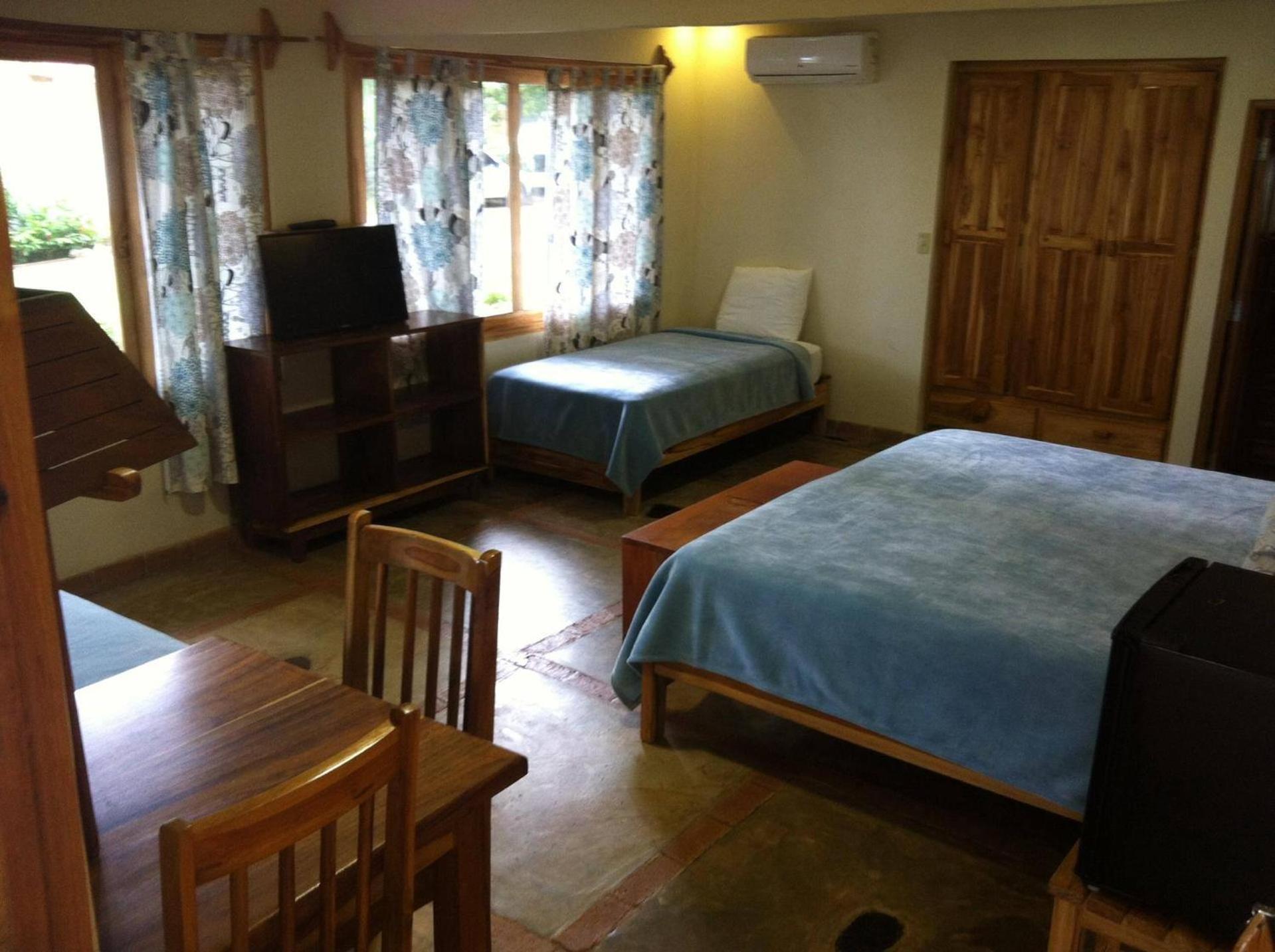 Quadruple Room with Sea View