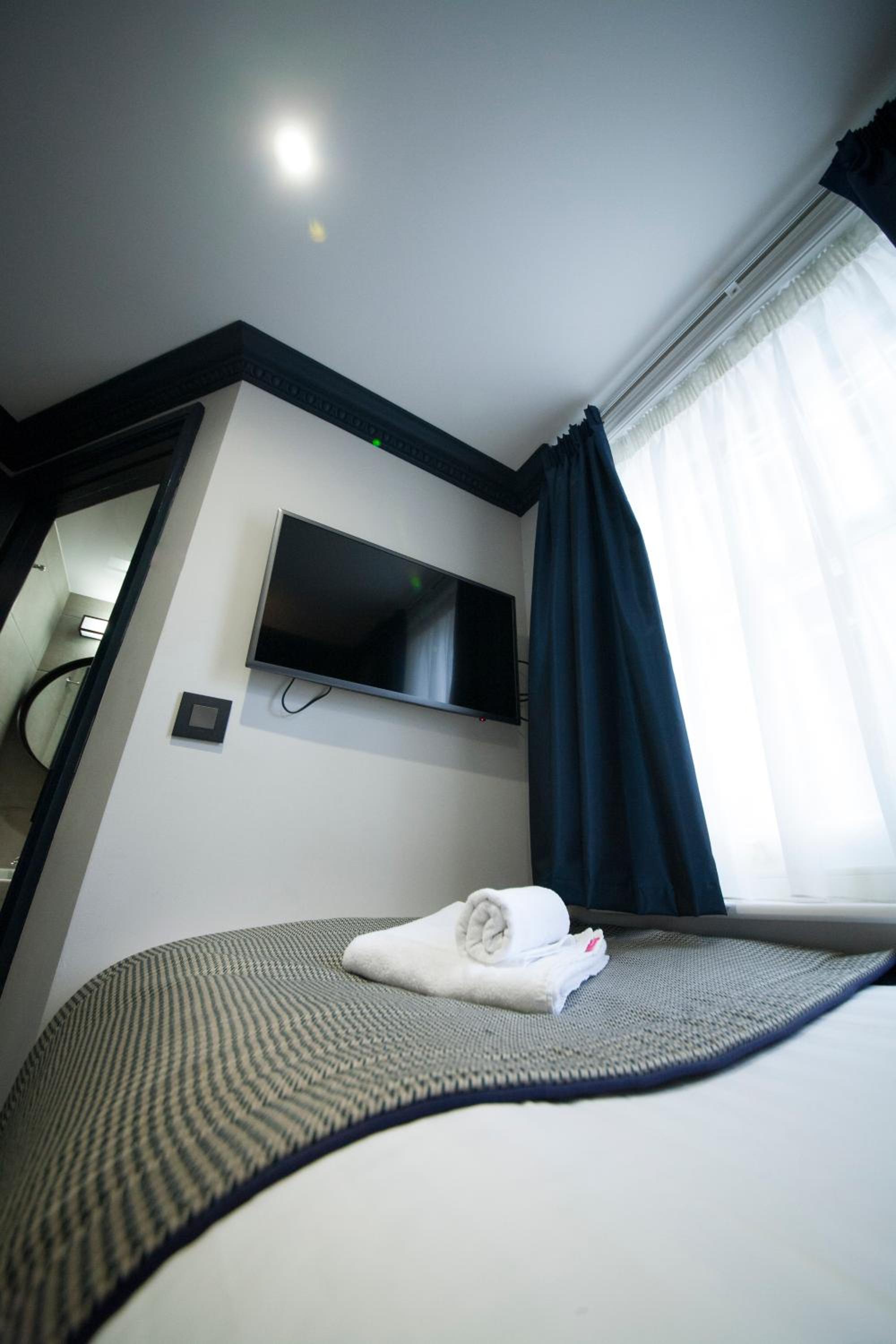 Deluxe Single Room photo 2