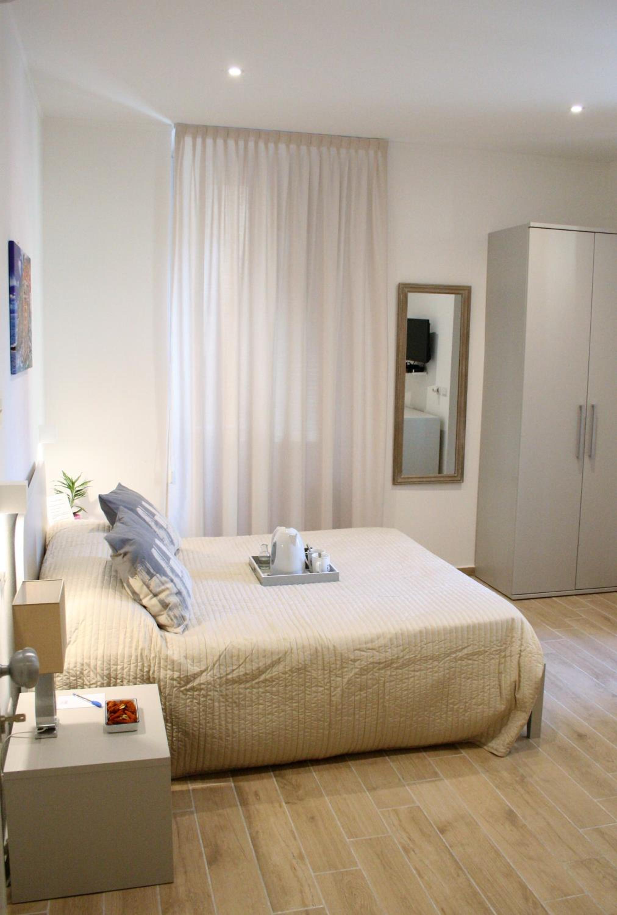 Double Room - Photo 1