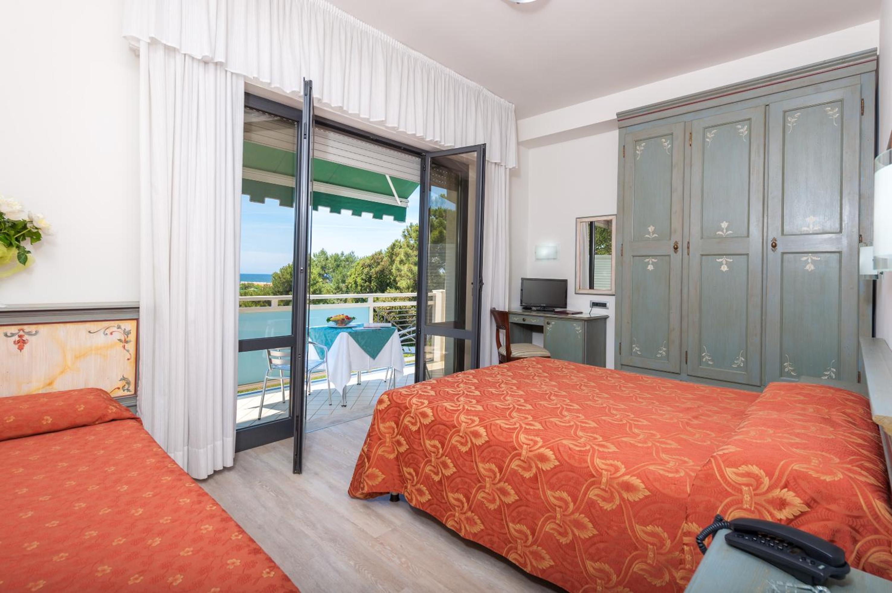 Superior Triple Room - Photo 1