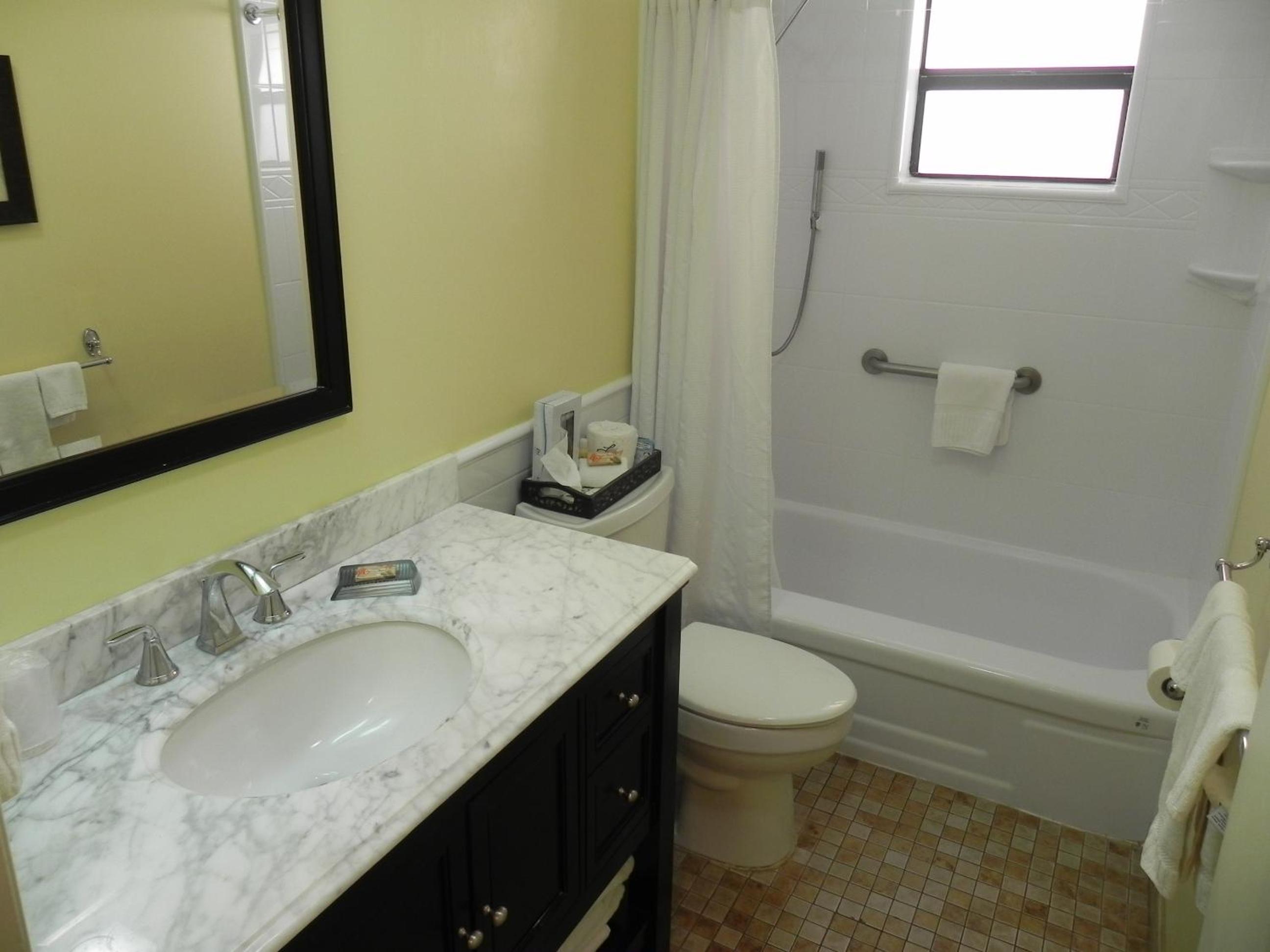 One Bedroom with King Bed - stair access  photo 2