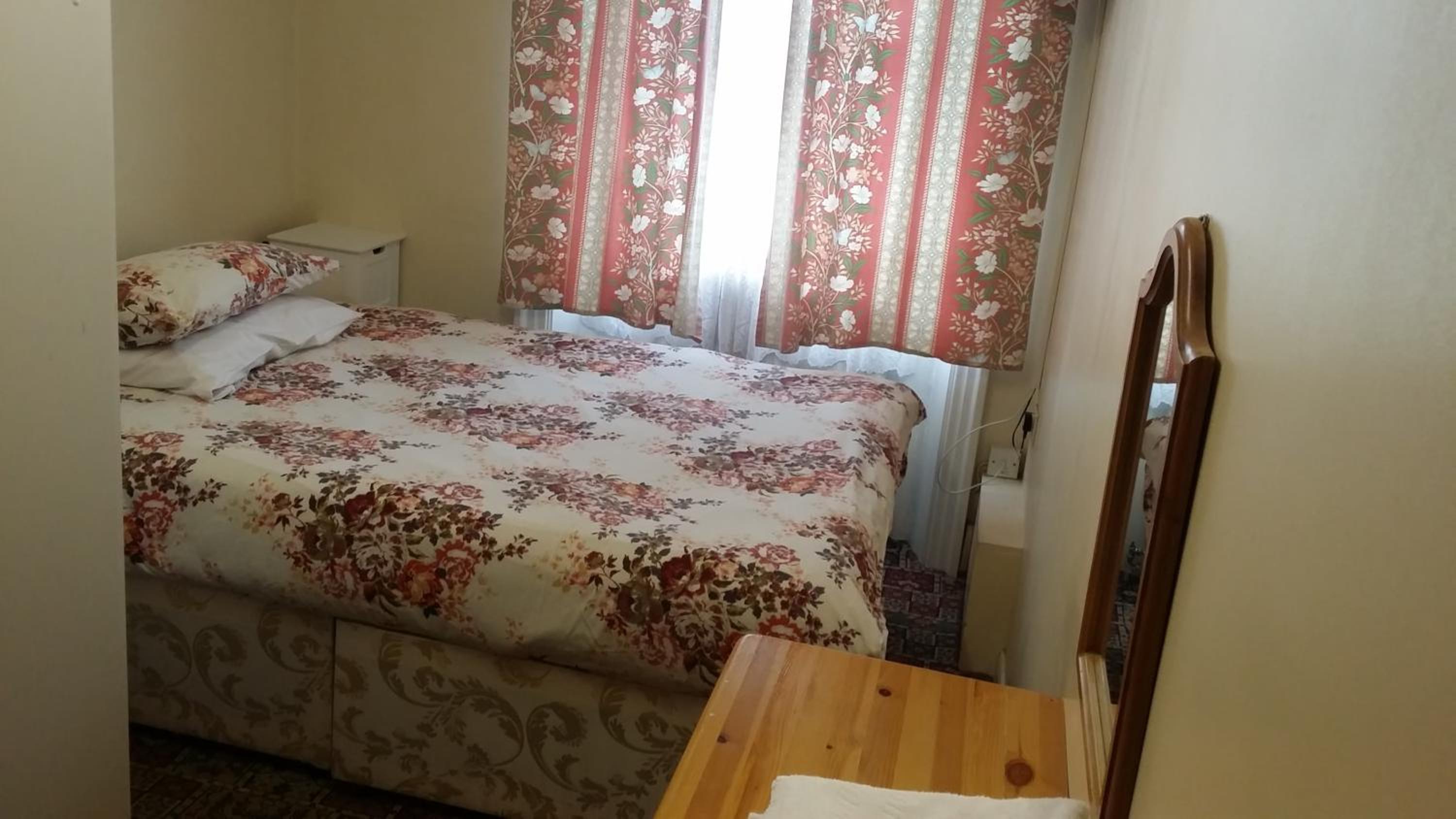 Double Room Ensuite photo 2