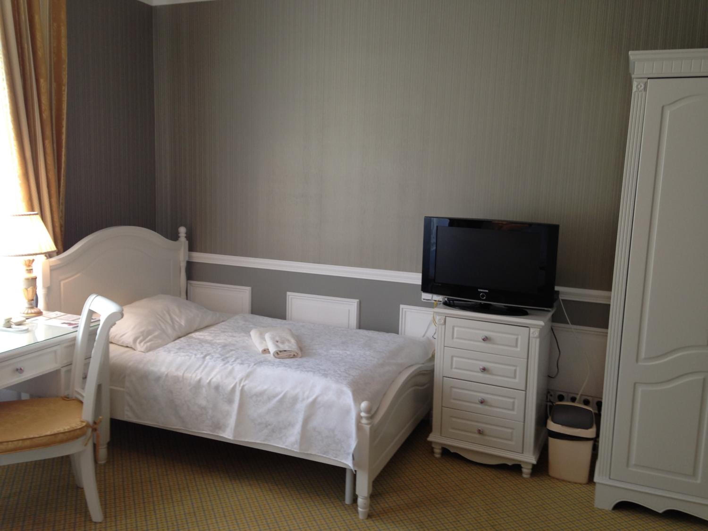 Standard Triple Room - Photo 2