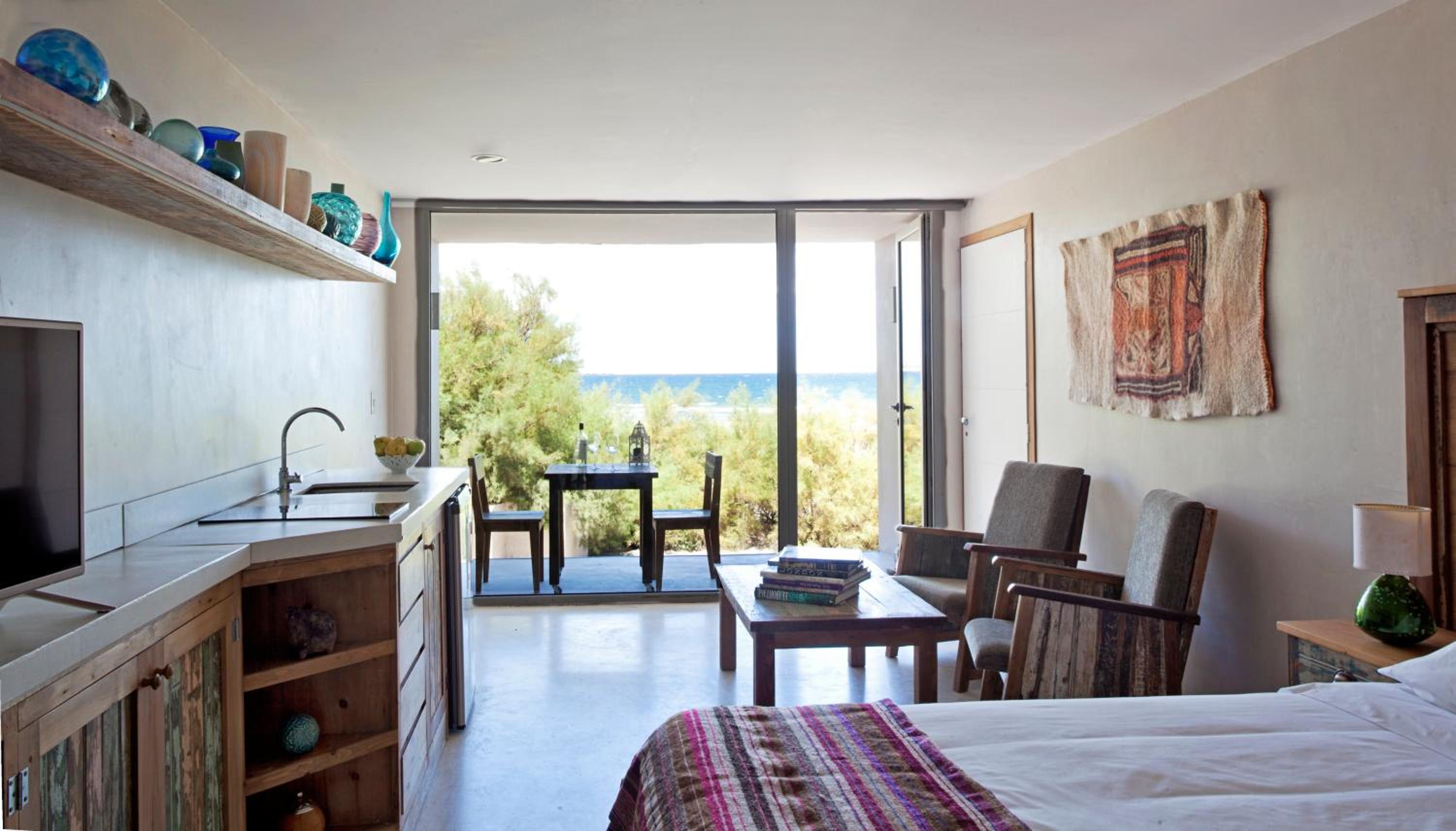 Studio Apartment with Sea View