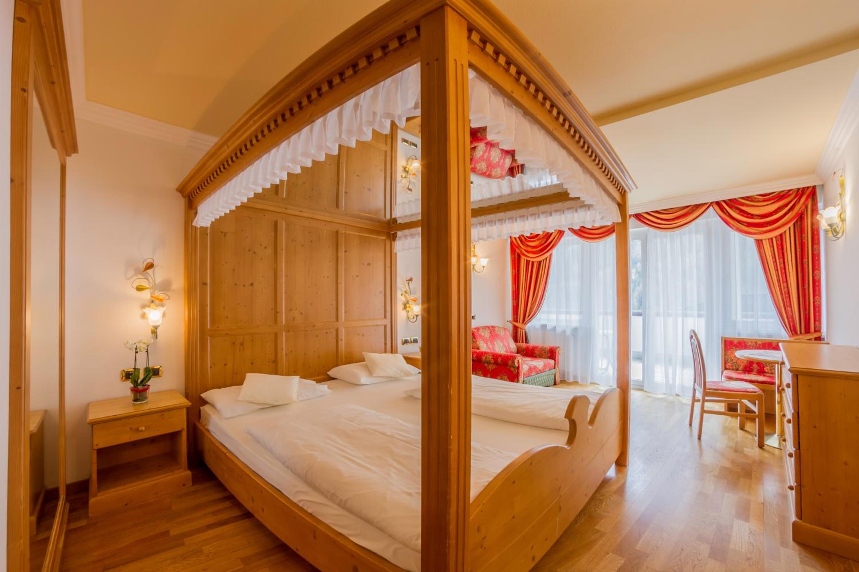 Junior Suite with Balcony