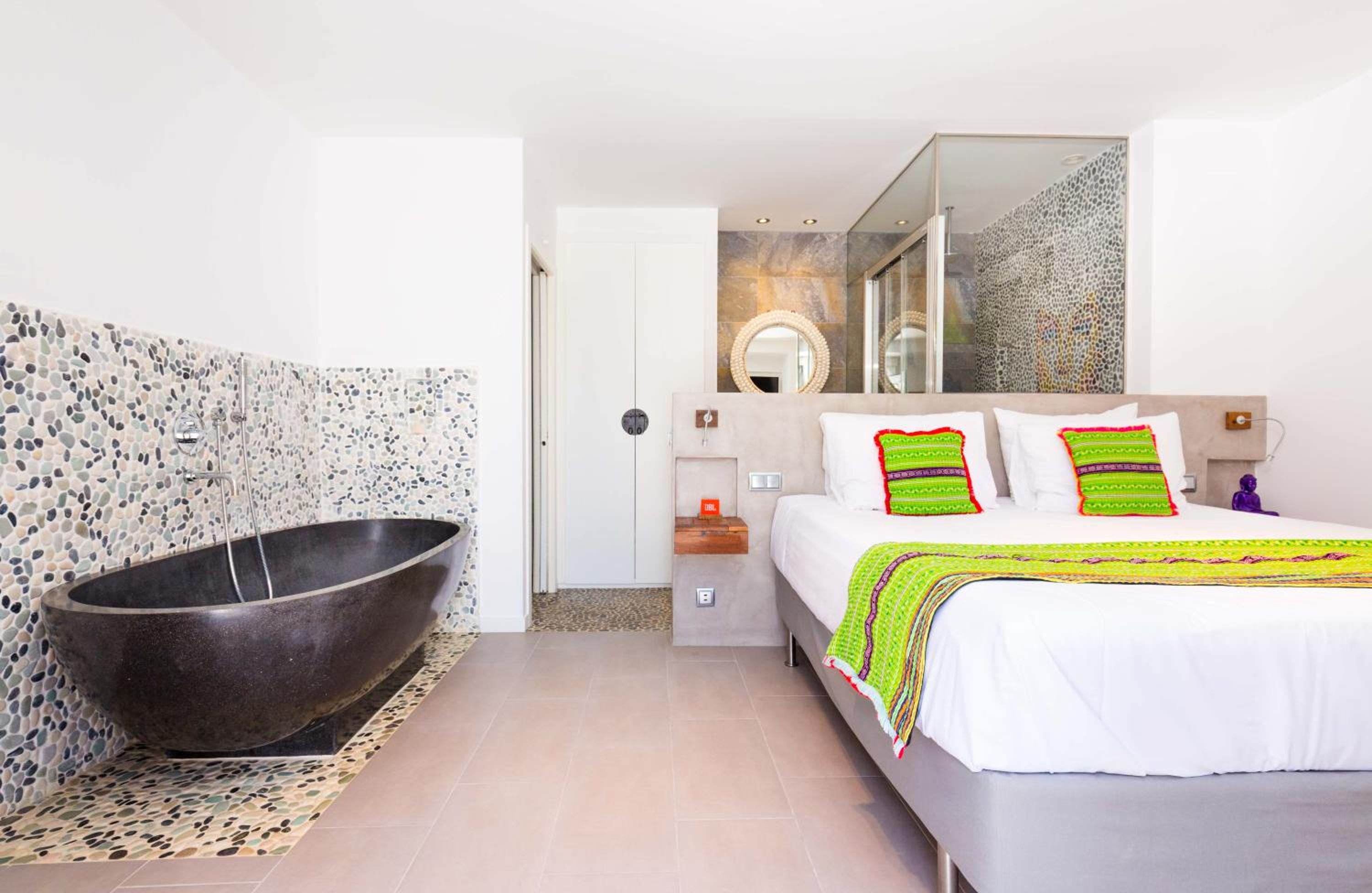 Suite Familiar con Vista al Jardín