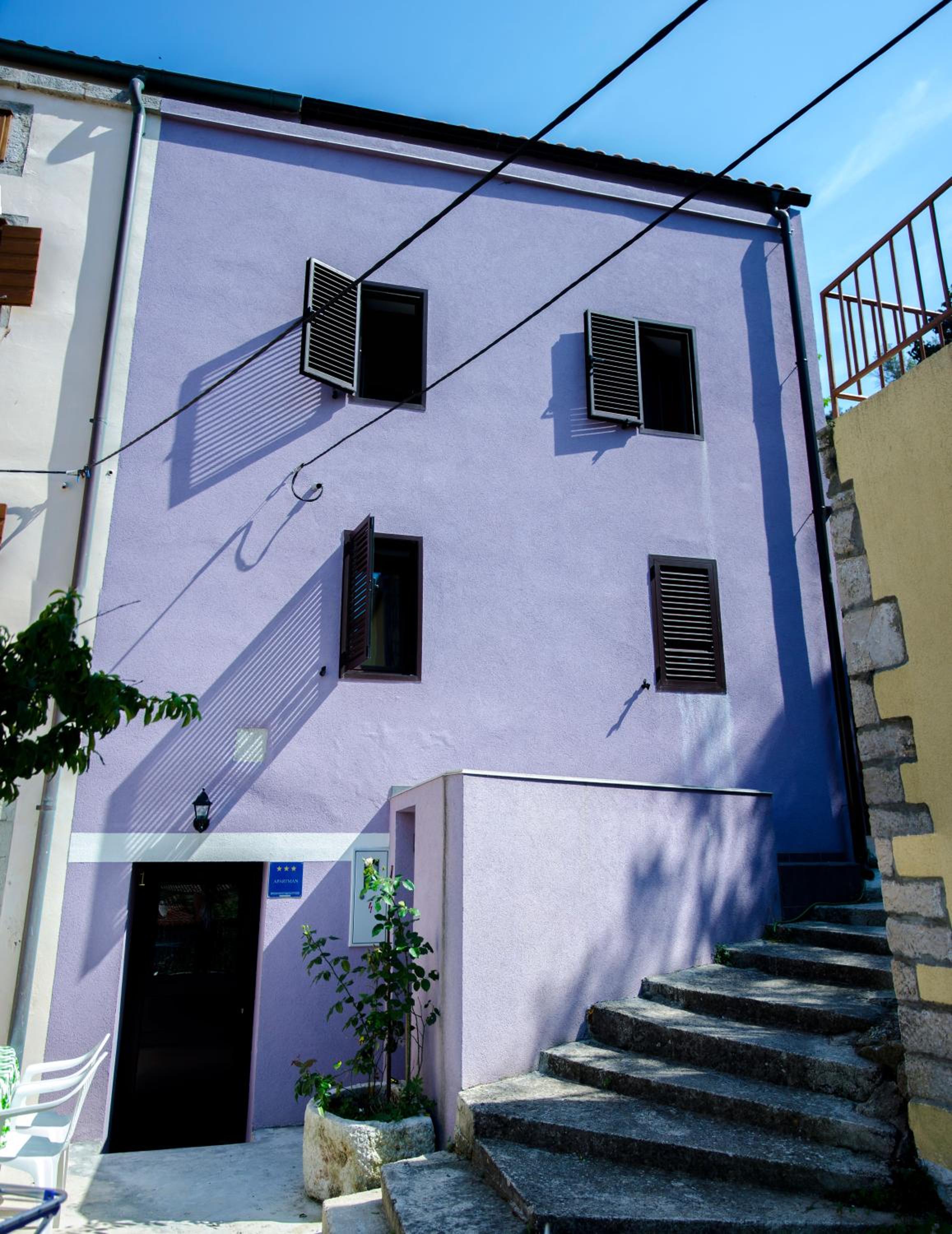 Apartment - Ground Floor (No Windows) photo 1