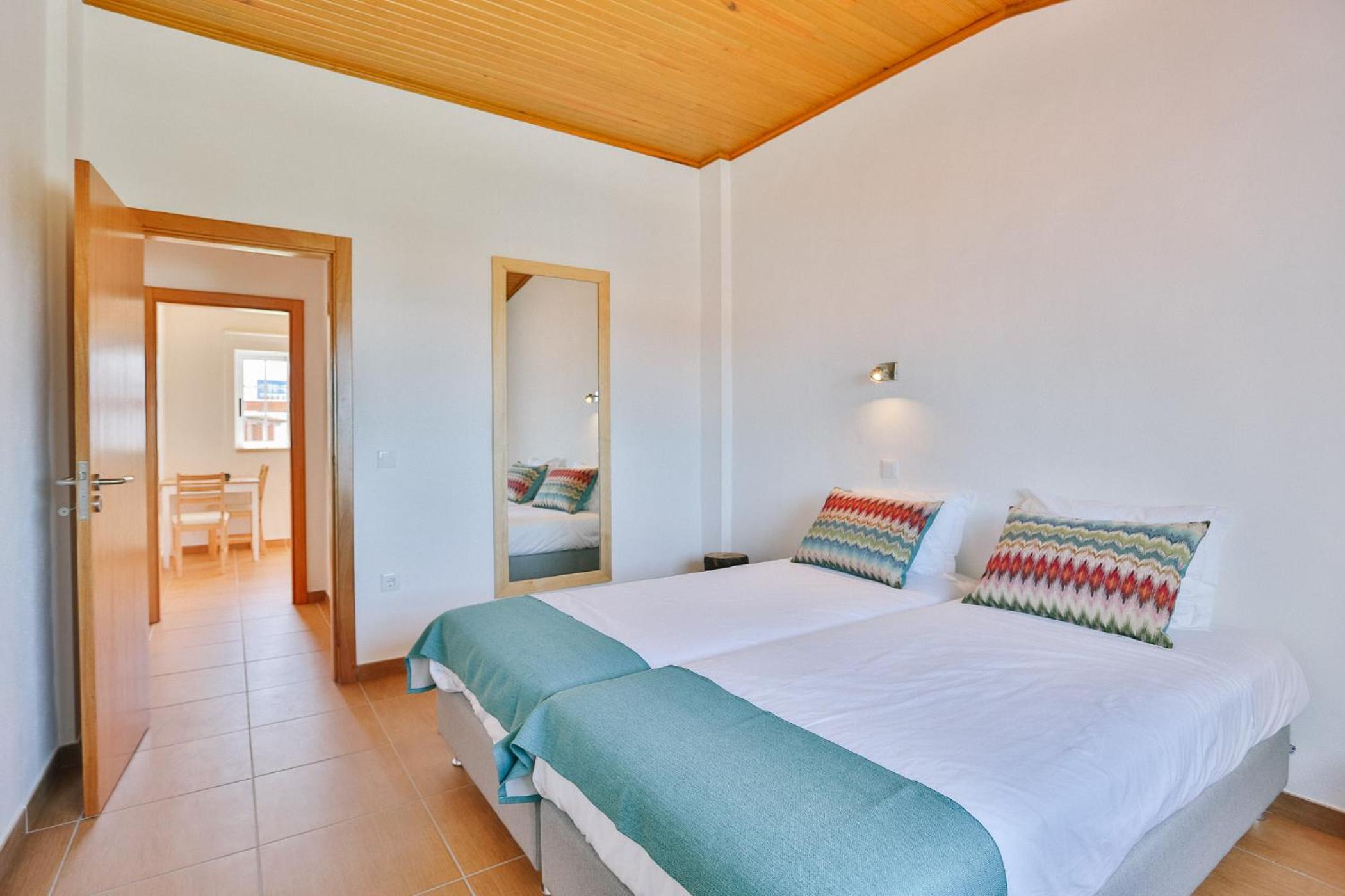 One-Bedroom Apartment - Photo 4