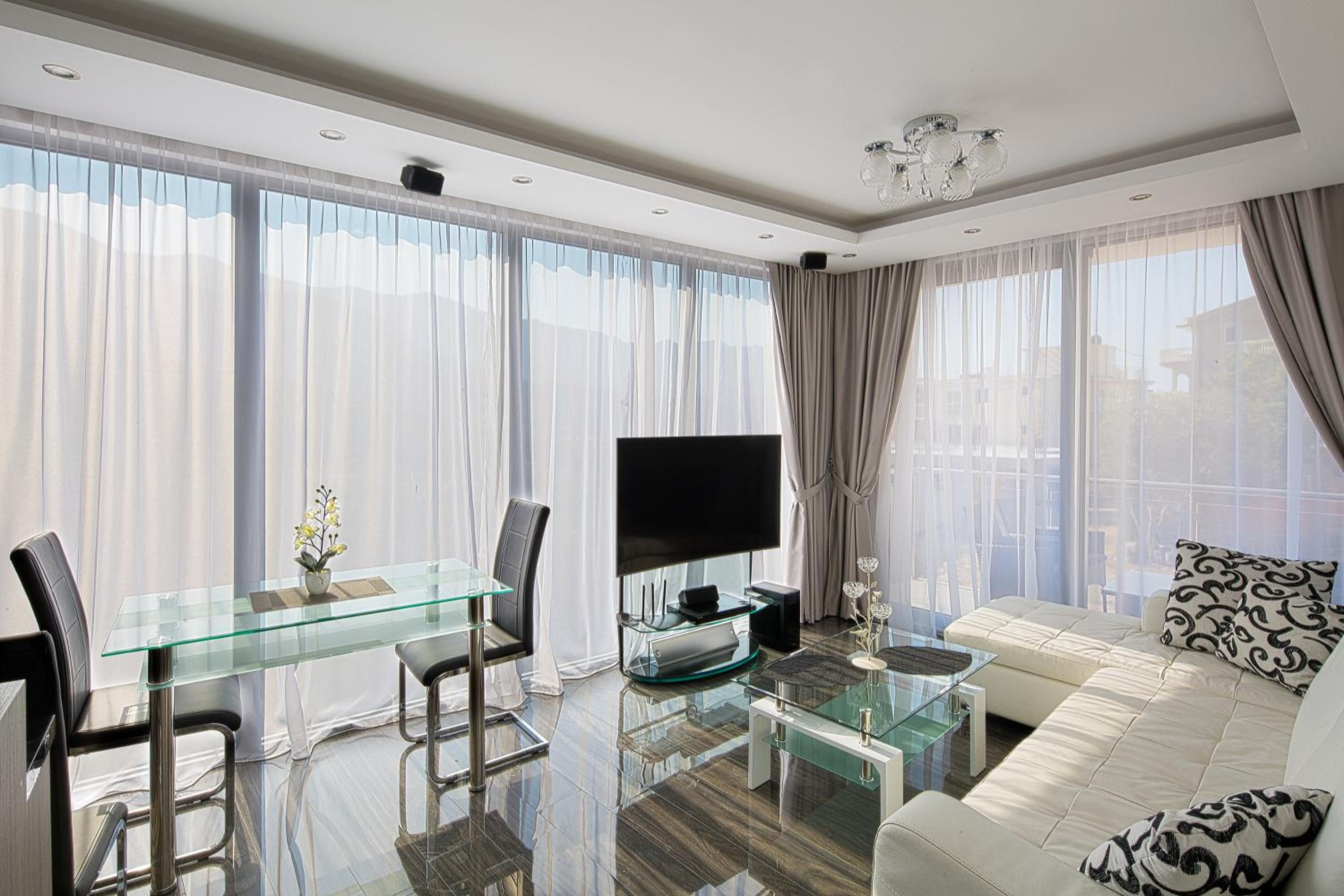 Deluxe Apartment photo 1