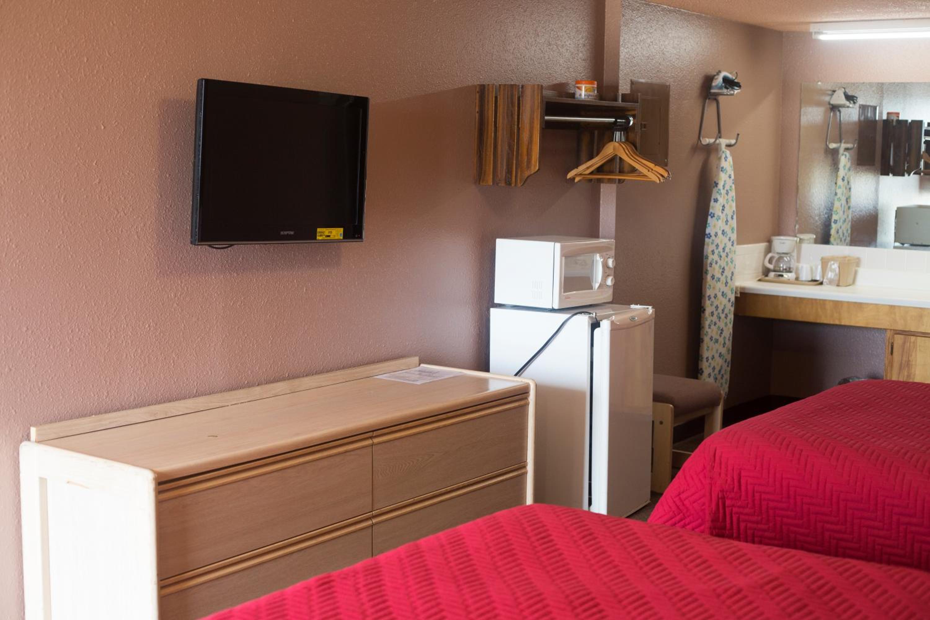2 Full Beds Non-Smoking photo 3