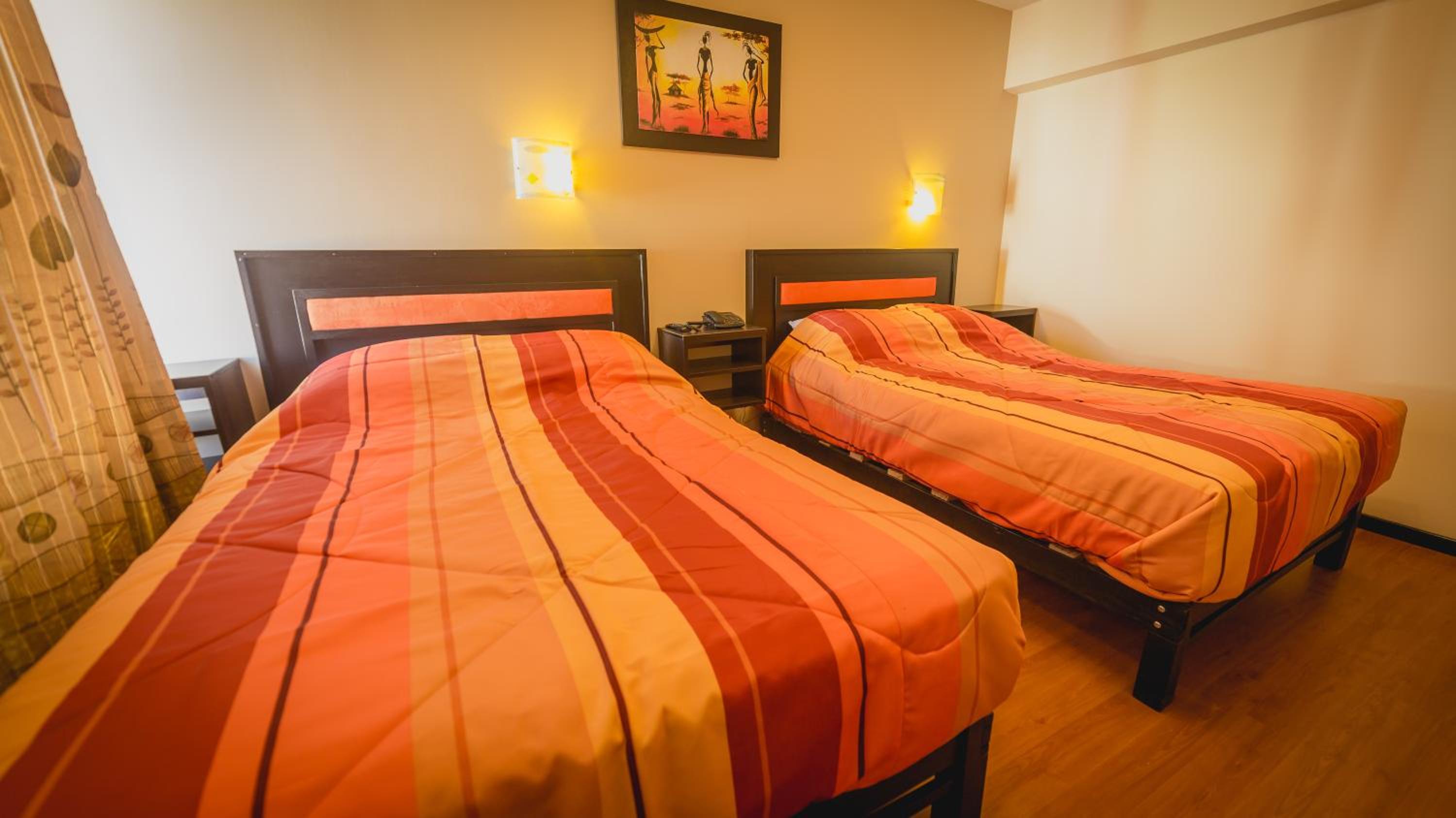 King Room with Two King Beds photo 1